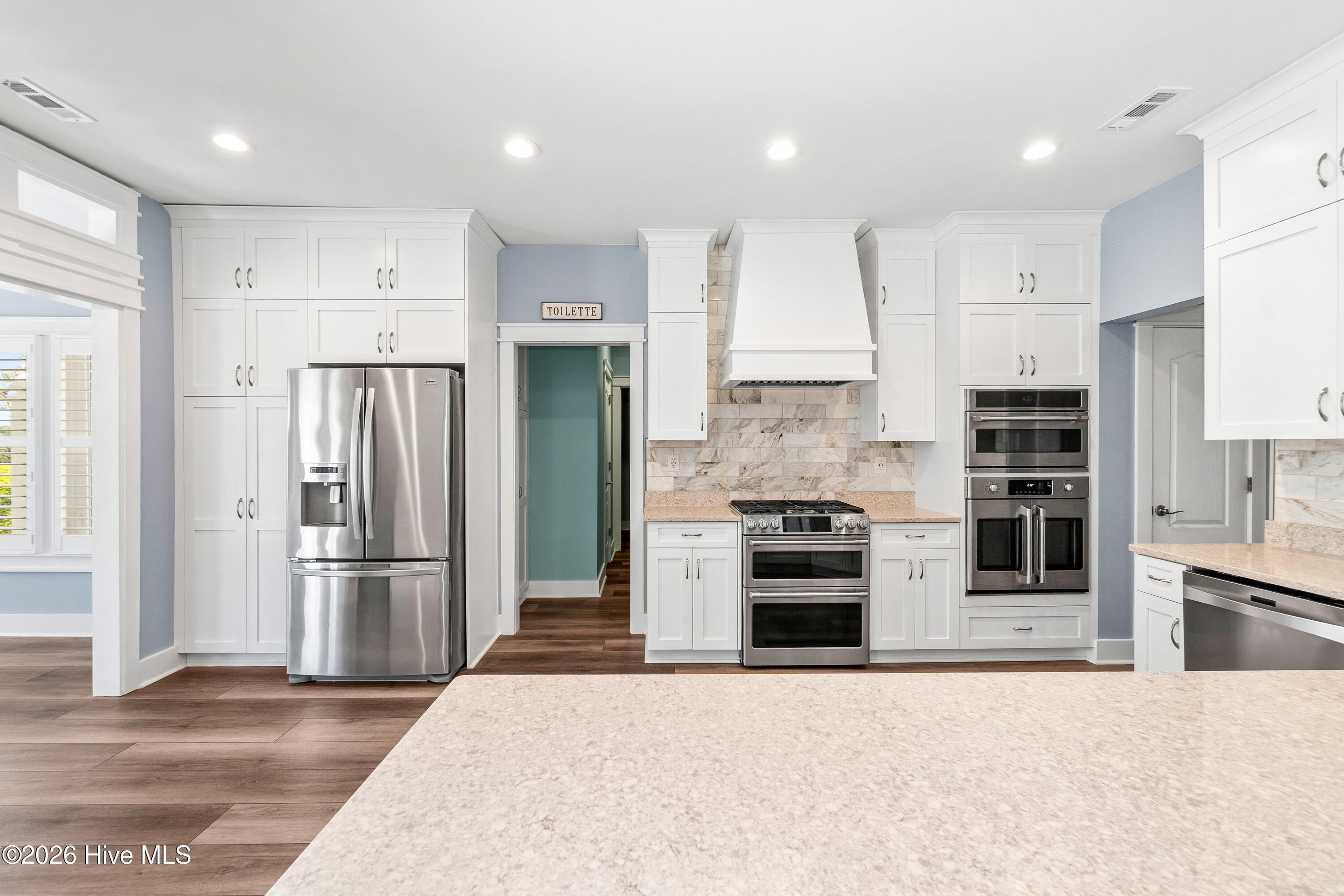 117 Green View Road Property Photo 7