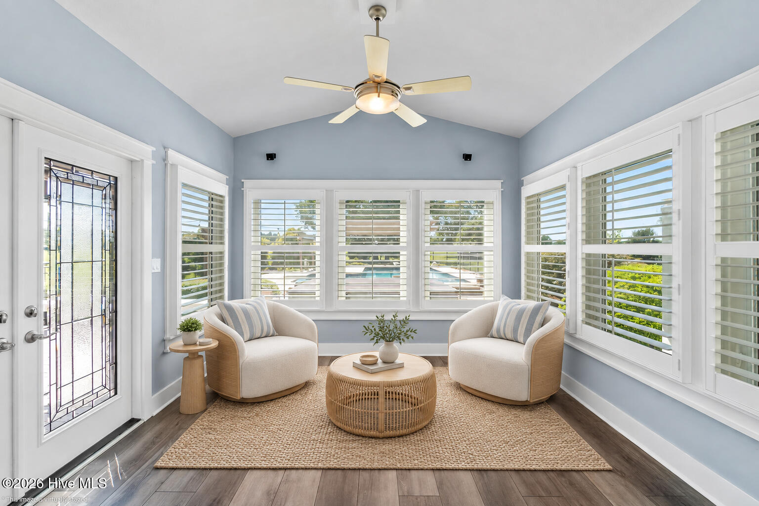 117 Green View Road Property Photo 14