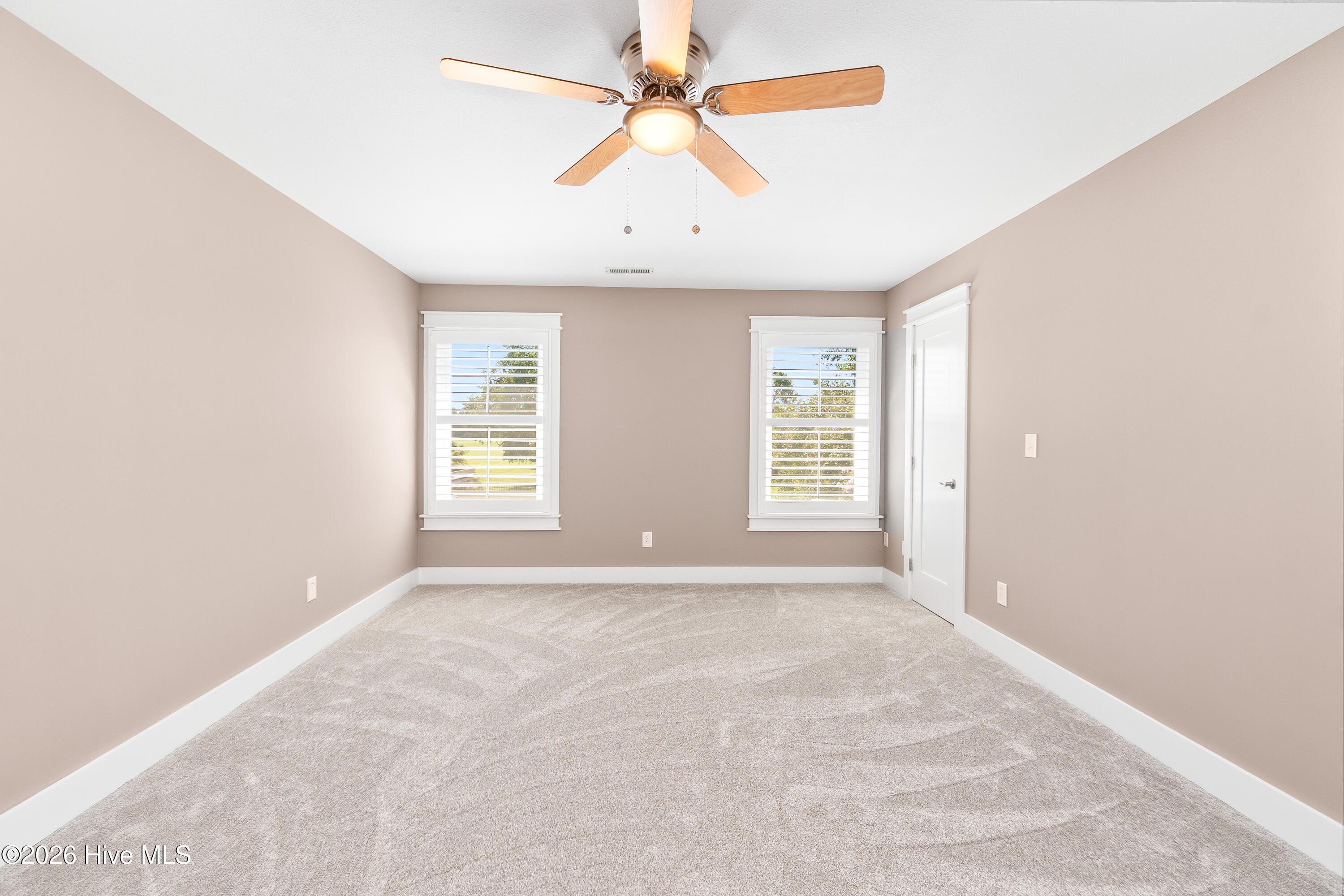117 Green View Road Property Photo 32