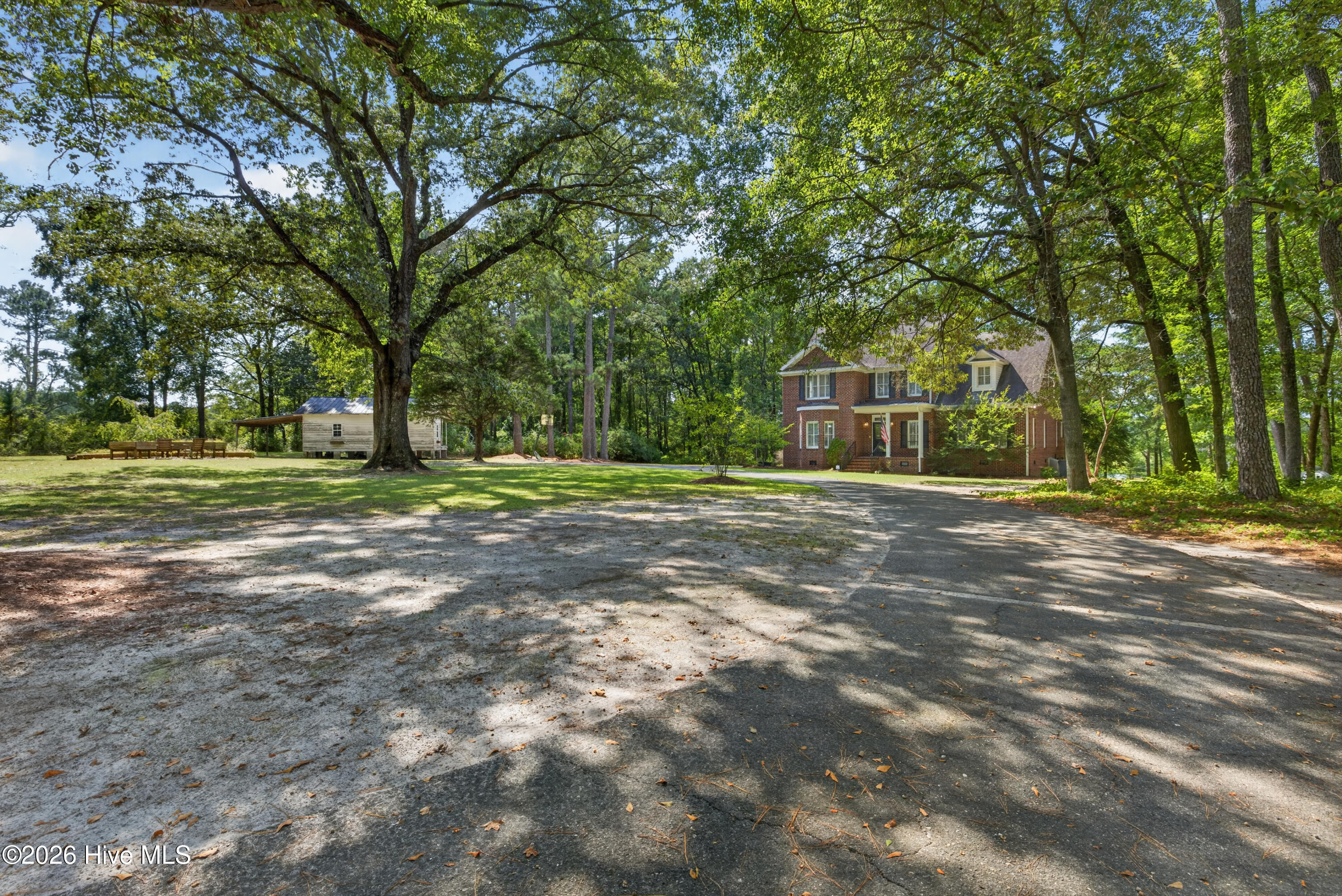 427 Tracy Brown Road Property Photo 9