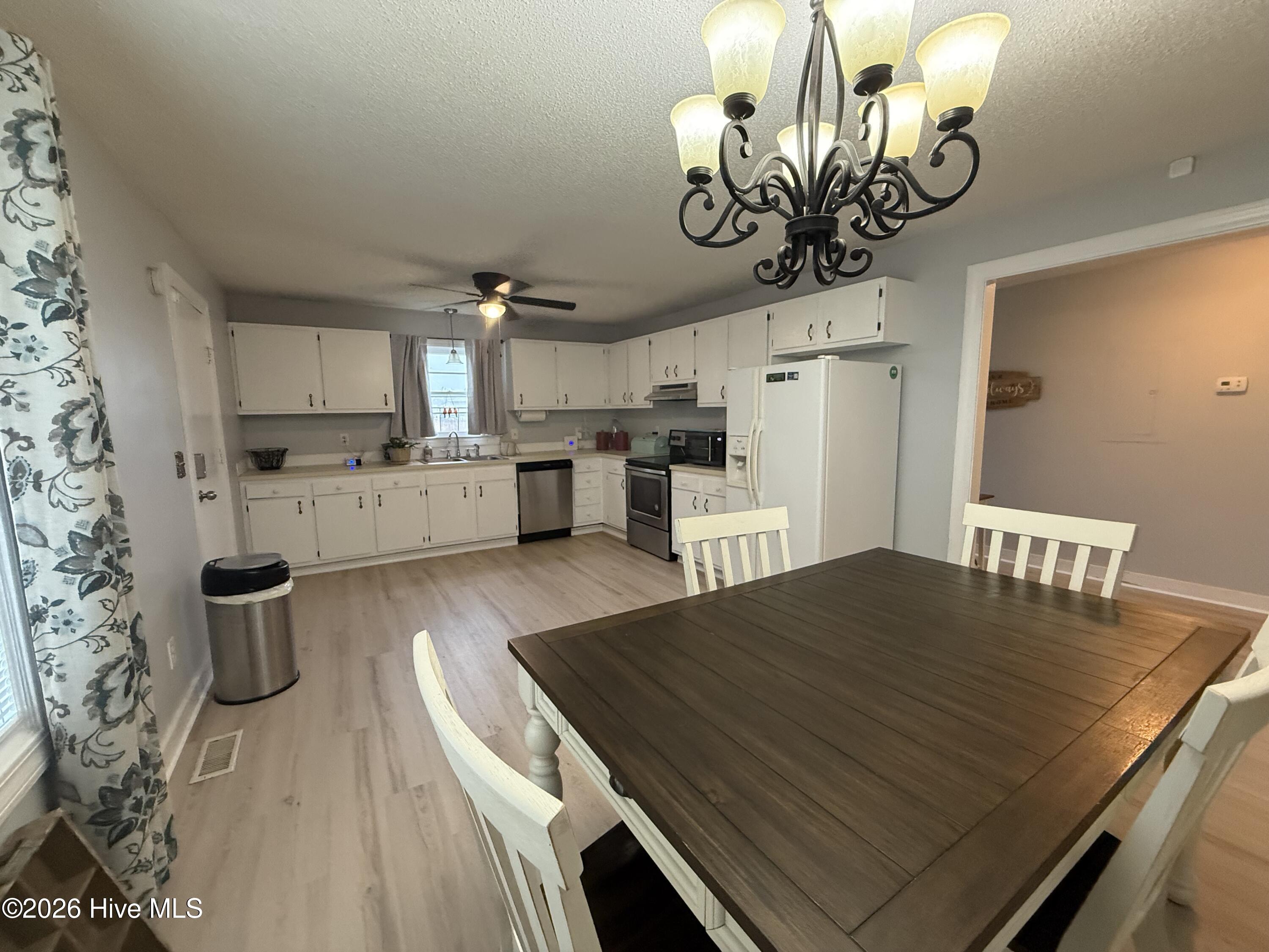 162 Main Street Property Photo 7