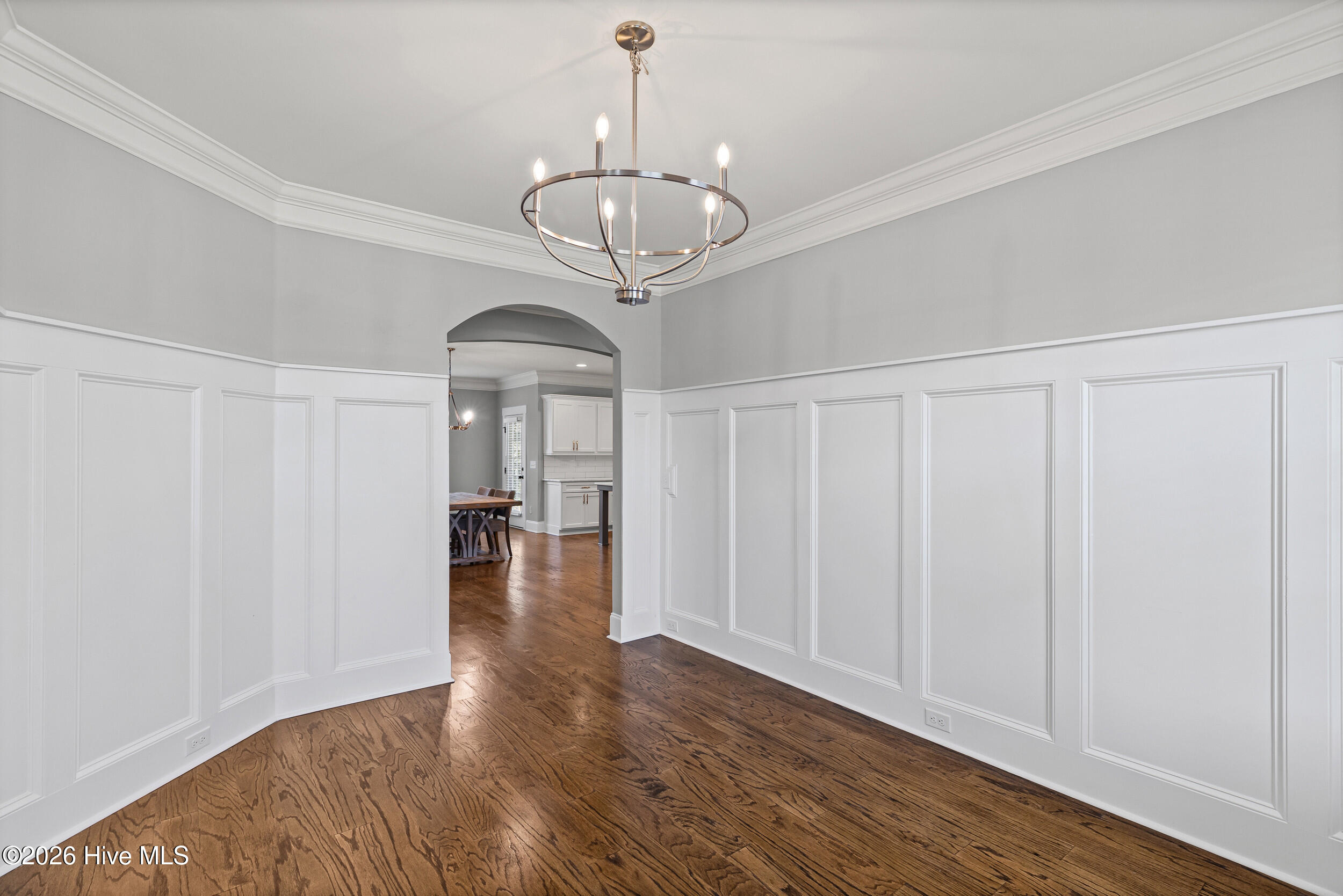 752 Nuttall Street Property Photo 6