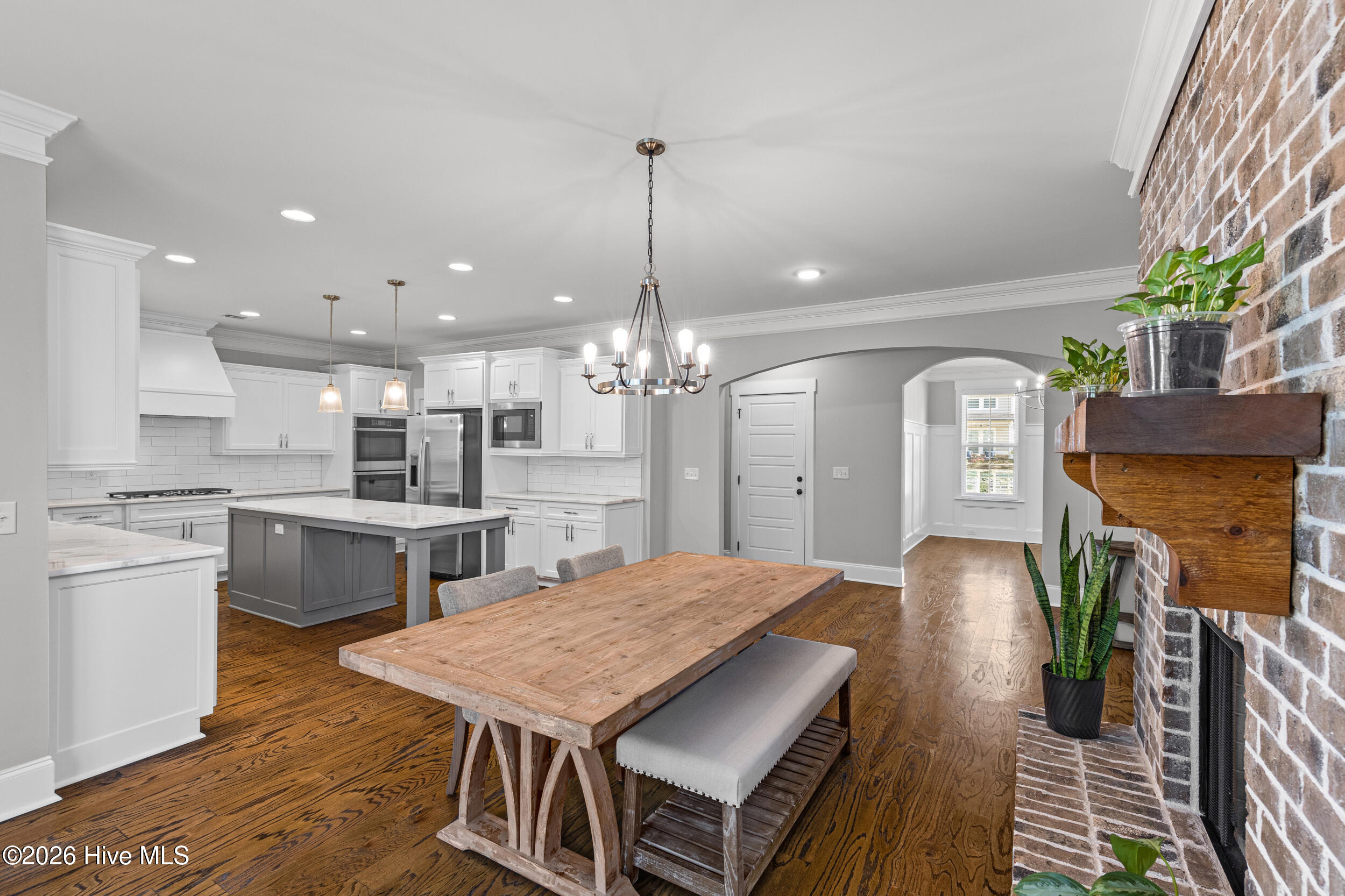 752 Nuttall Street Property Photo 14