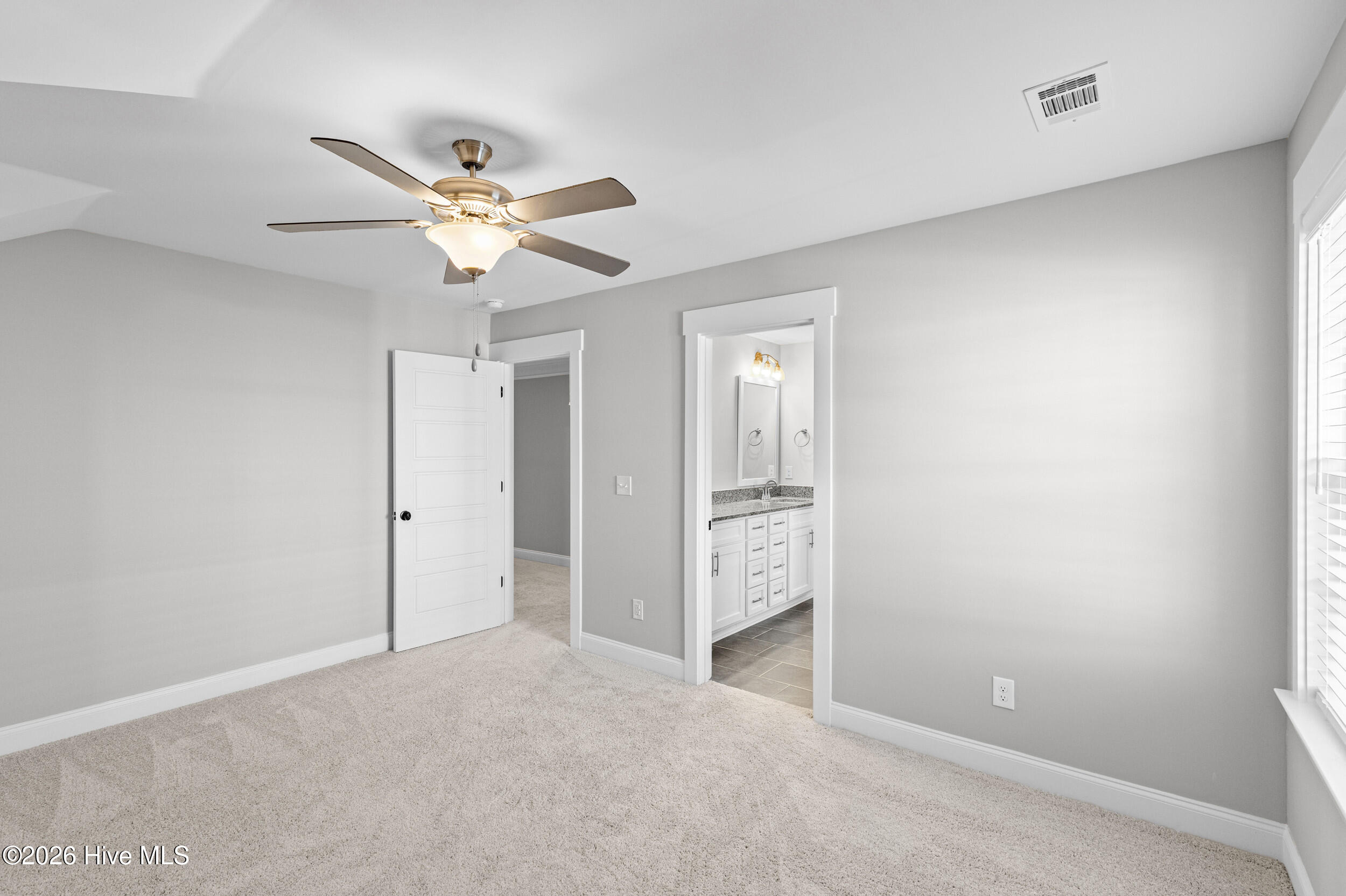 752 Nuttall Street Property Photo 30