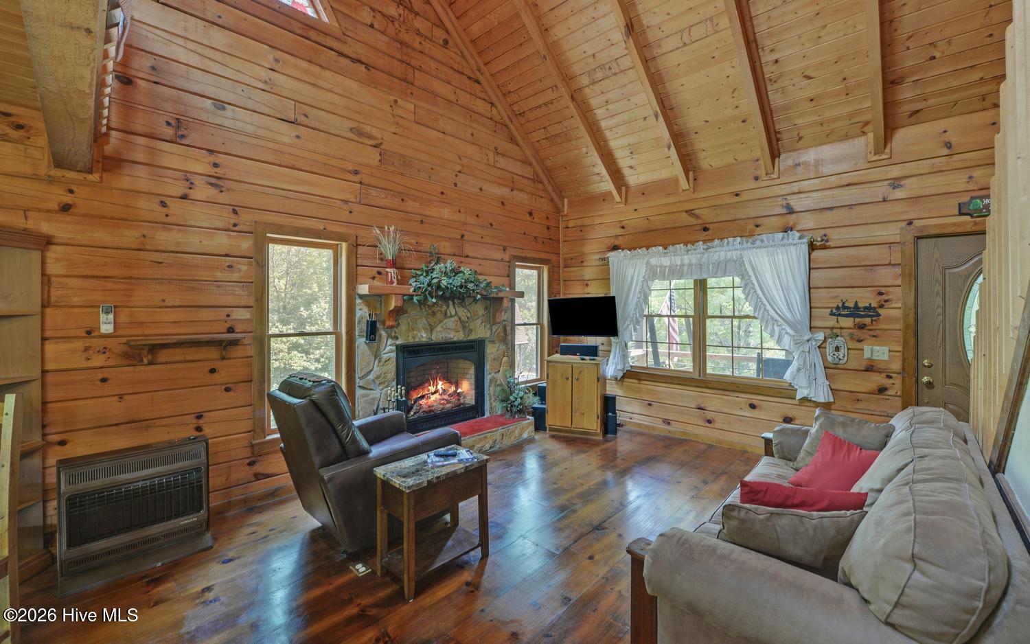 3021 Hanging Dog Road Property Photo 5