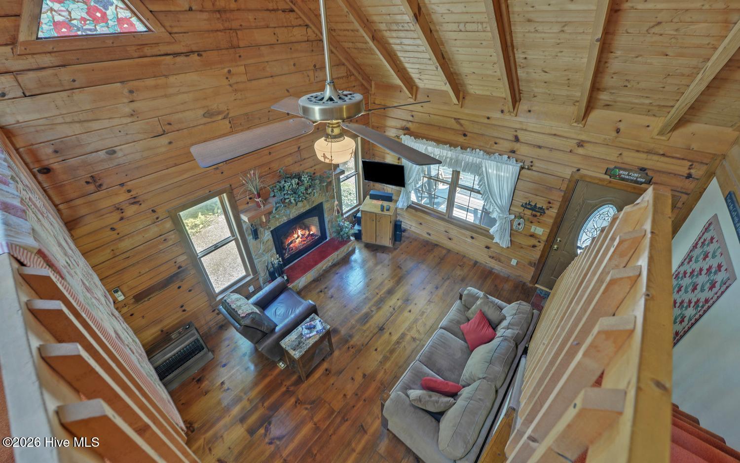 3021 Hanging Dog Road Property Photo 6