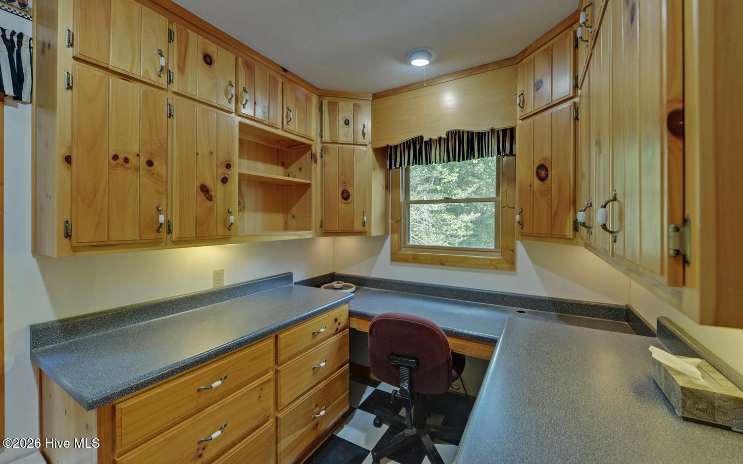 3021 Hanging Dog Road Property Photo 16
