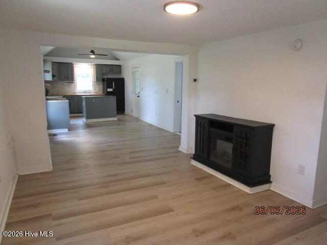 424 Louise Street Property Photo 3