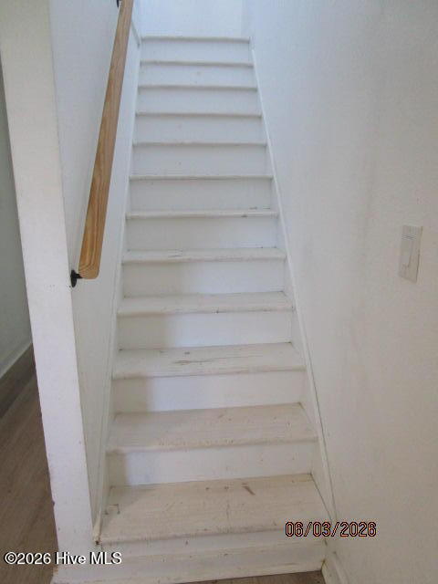 424 Louise Street Property Photo 9