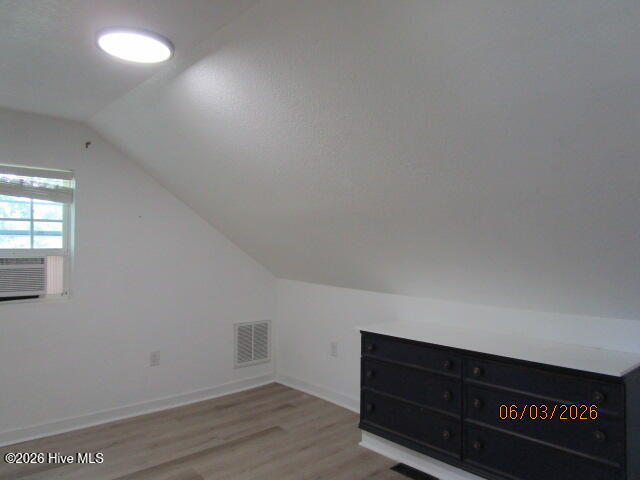 424 Louise Street Property Photo 23