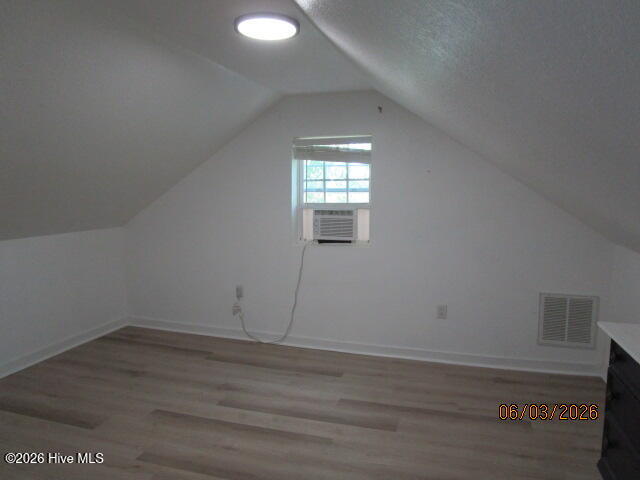 424 Louise Street Property Photo 24