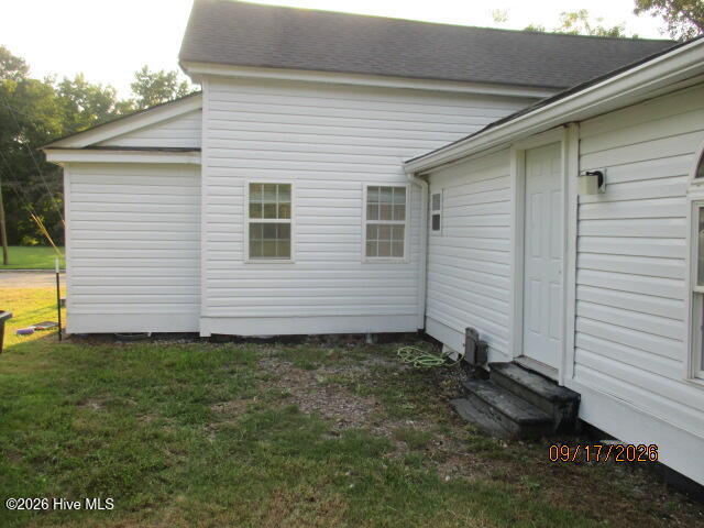 424 Louise Street Property Photo 28