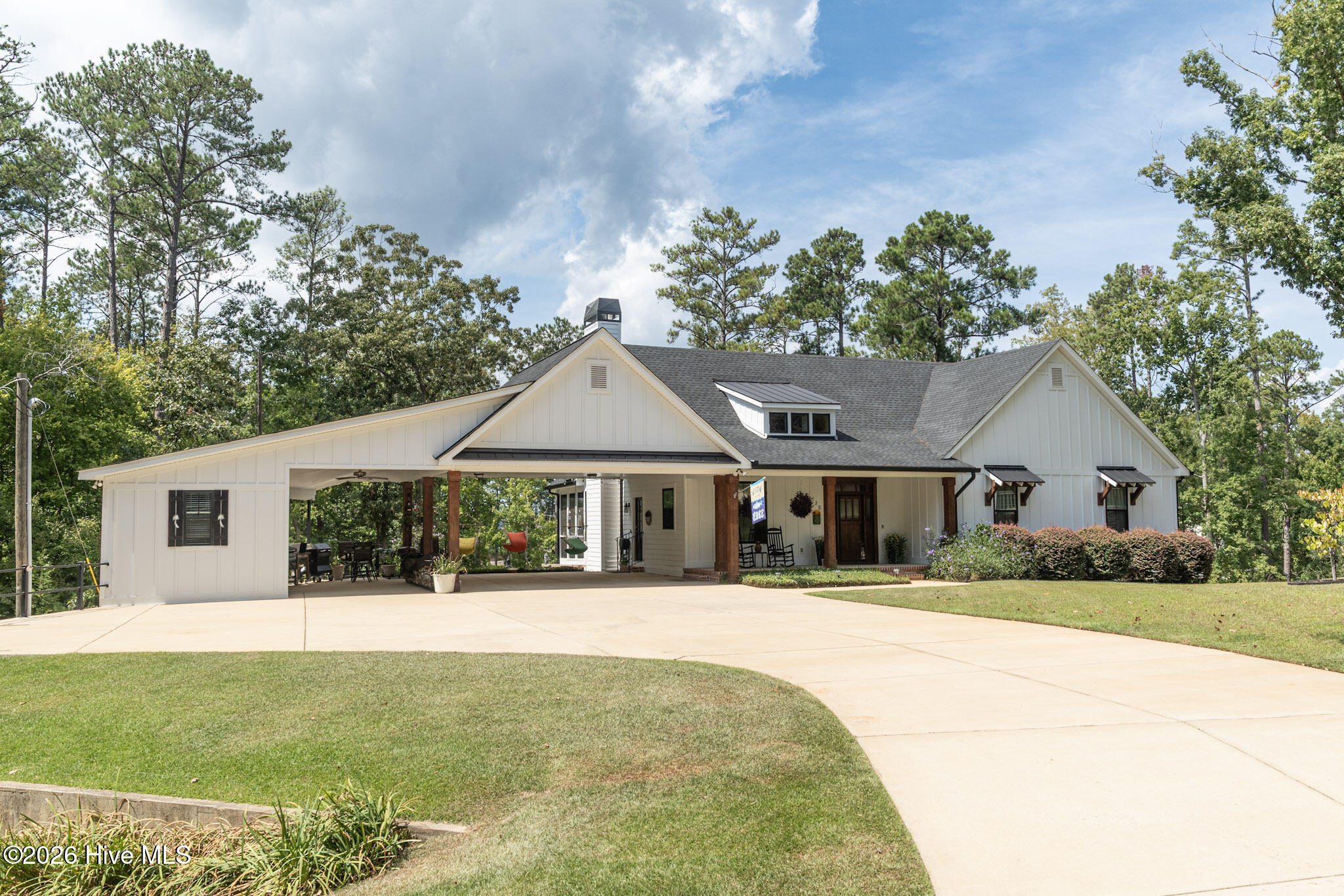 138 State Road S-33-650 Property Photo 1
