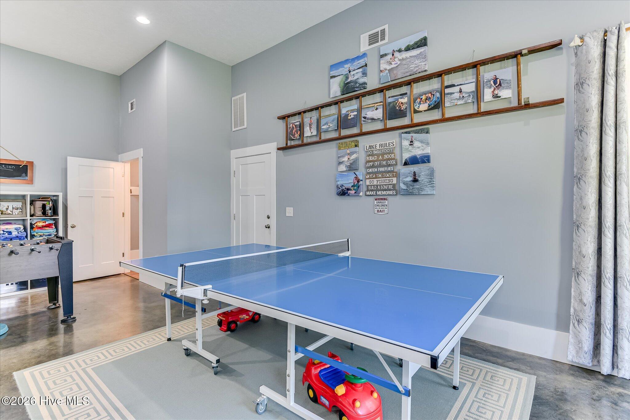 138 State Road S-33-650 Property Photo 53