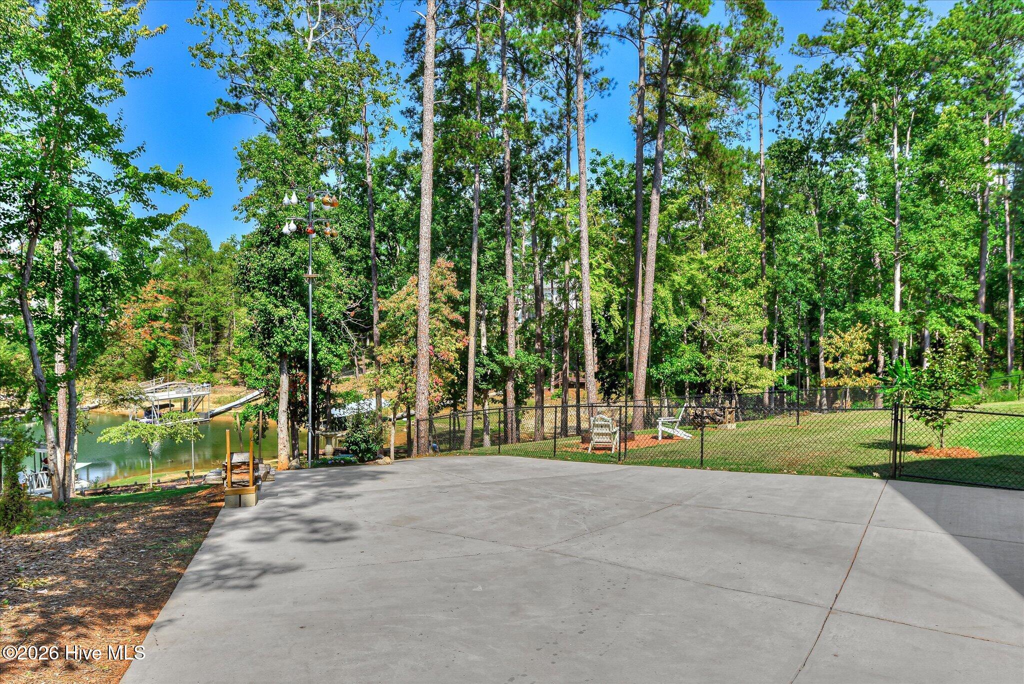 138 State Road S-33-650 Property Photo 67