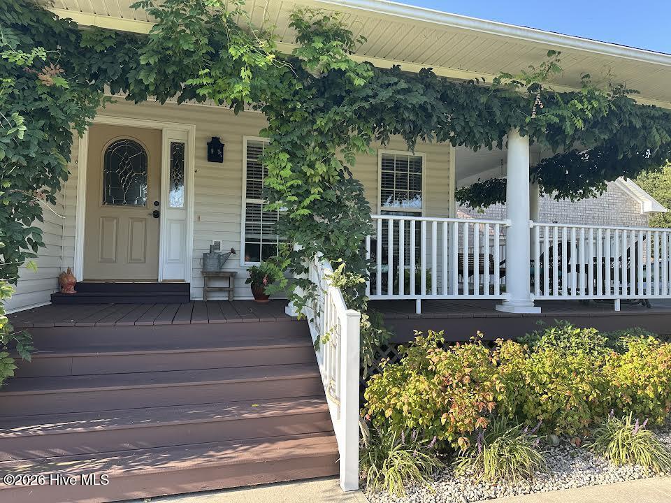 227 E Ivybridge Drive Property Photo 2