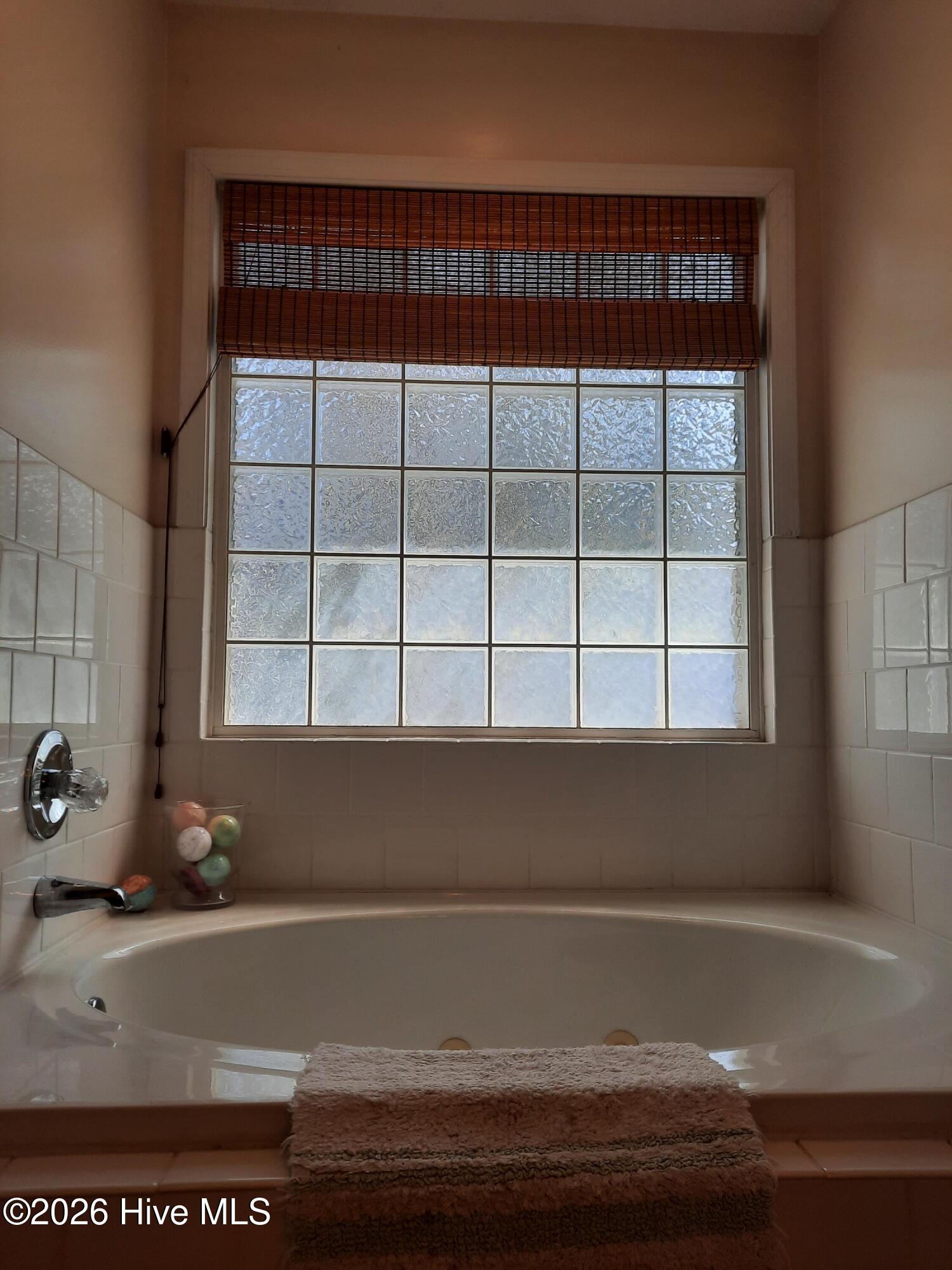 227 E Ivybridge Drive Property Photo 13