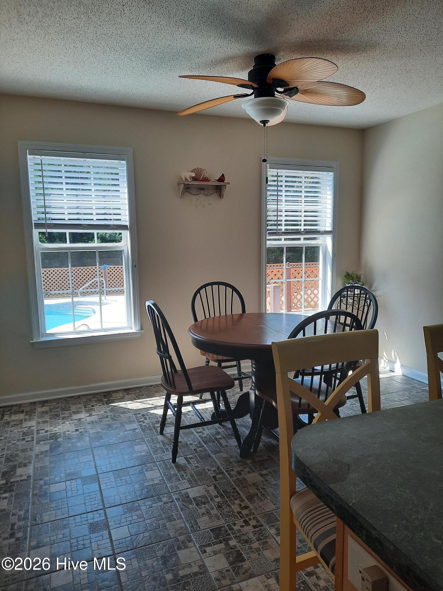 227 E Ivybridge Drive Property Photo 14