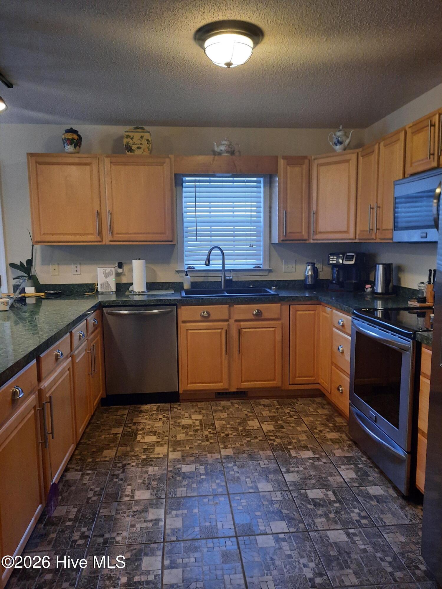 227 E Ivybridge Drive Property Photo 15
