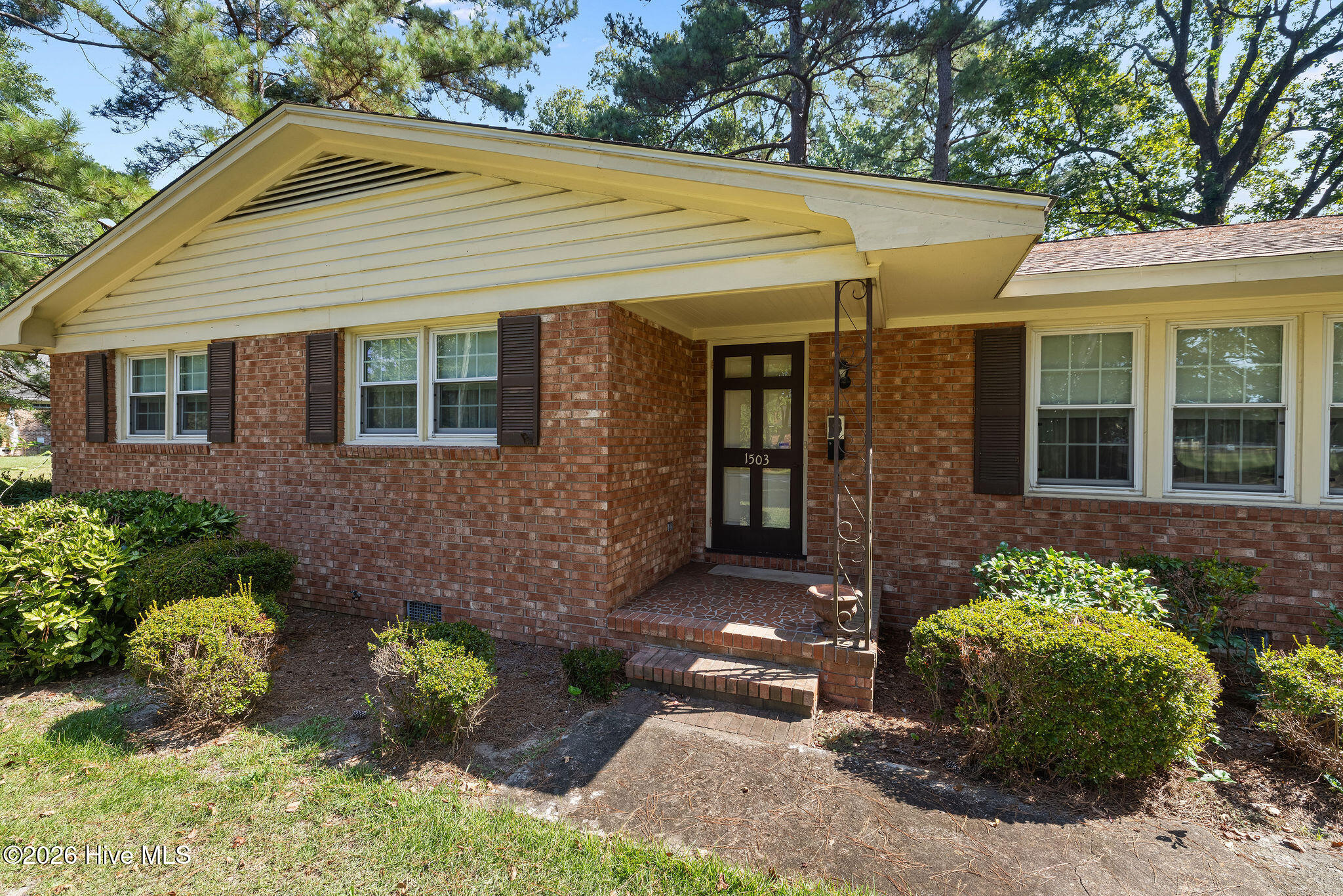 1503 9th Street Property Photo 2