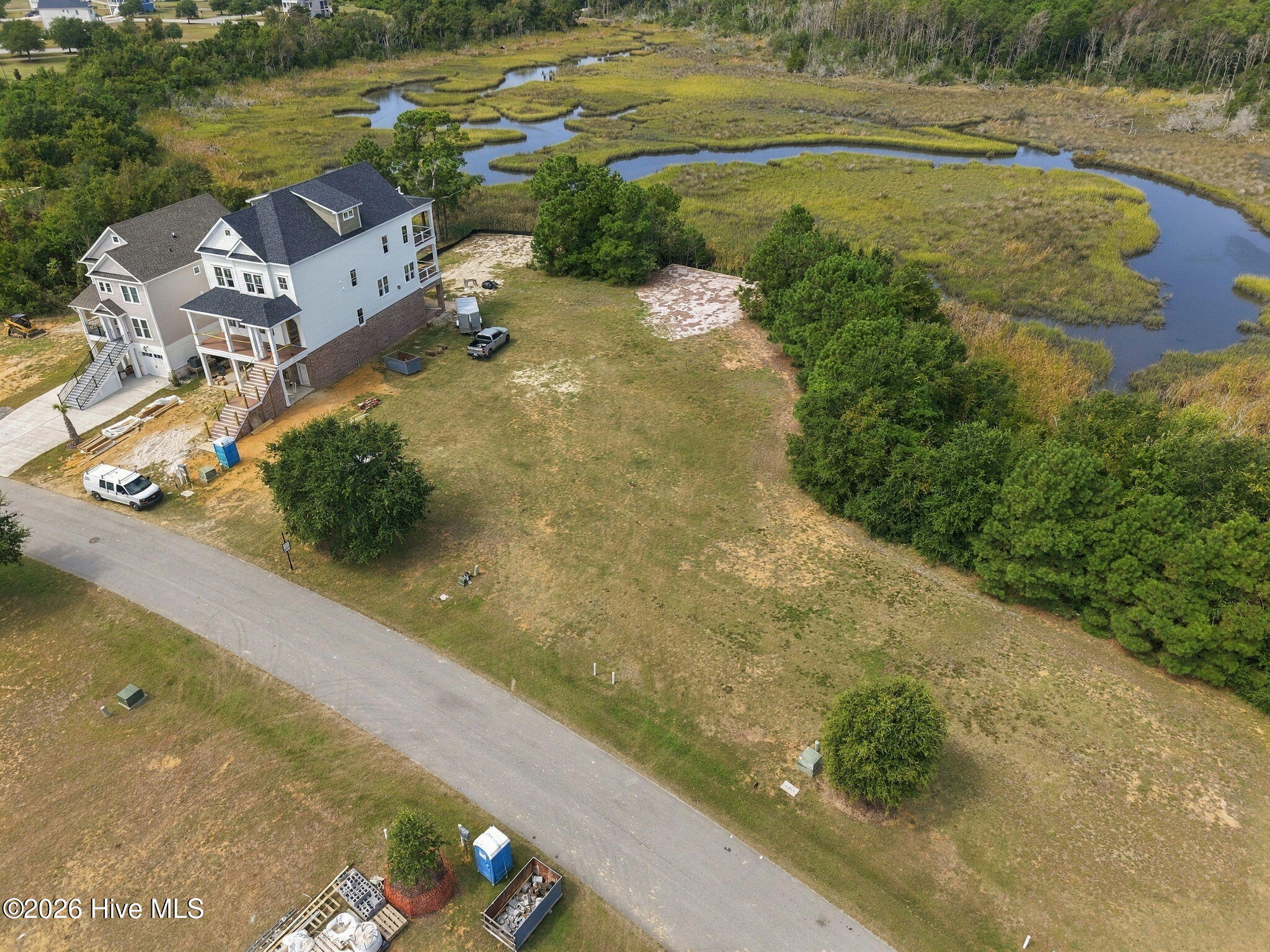 617 Cannonsgate Drive Property Photo 2