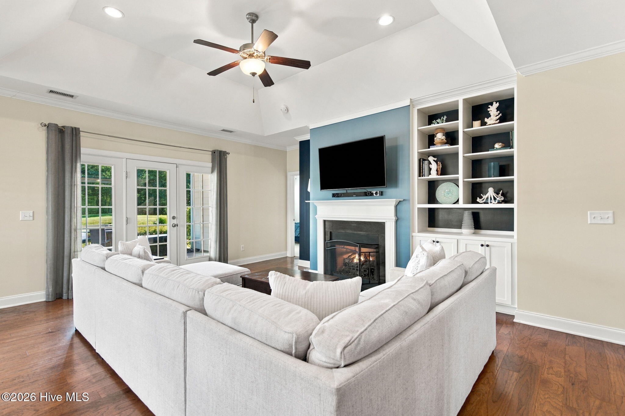 1309 Grandiflora Drive Property Photo 6