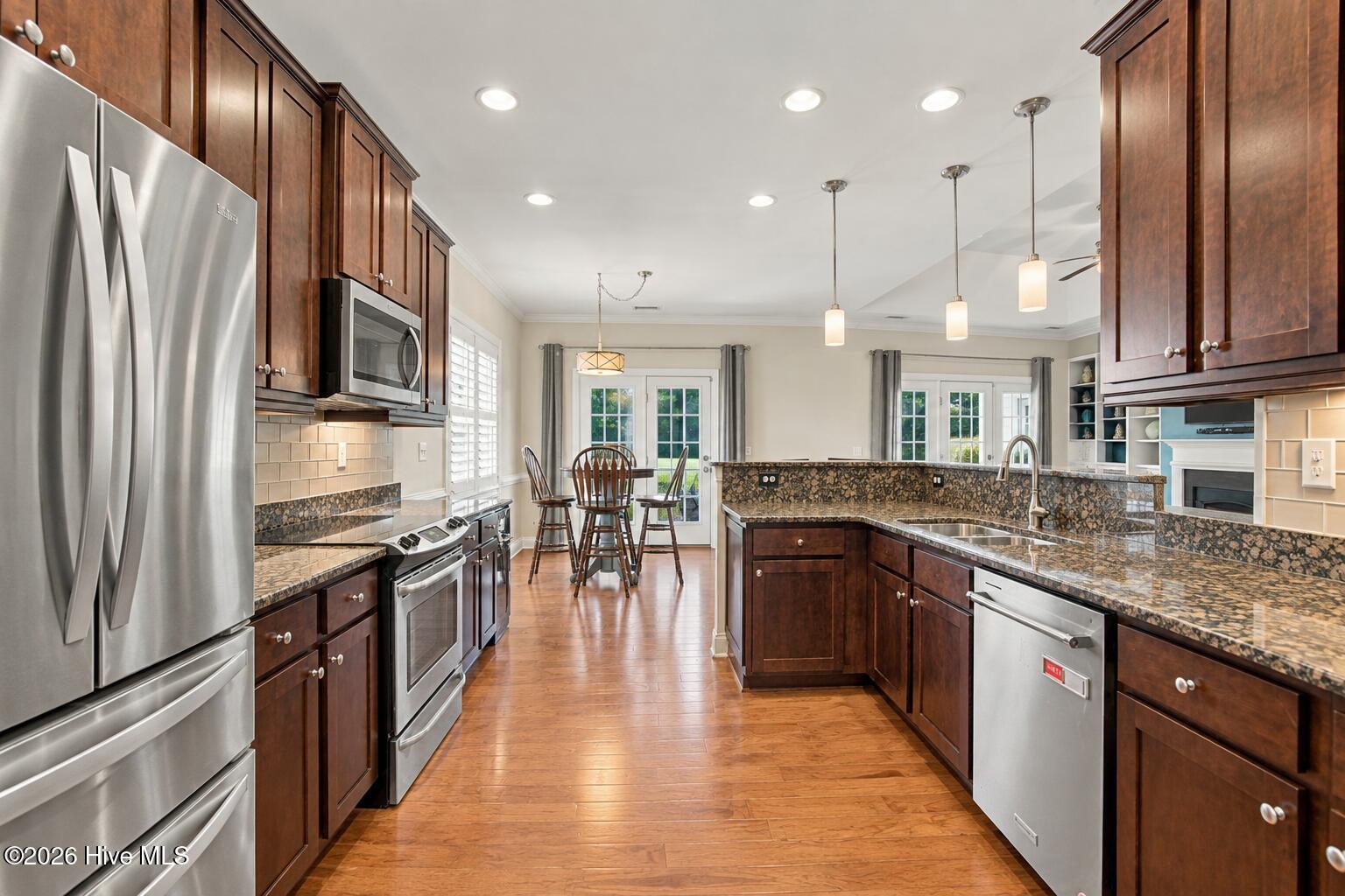 1309 Grandiflora Drive Property Photo 11