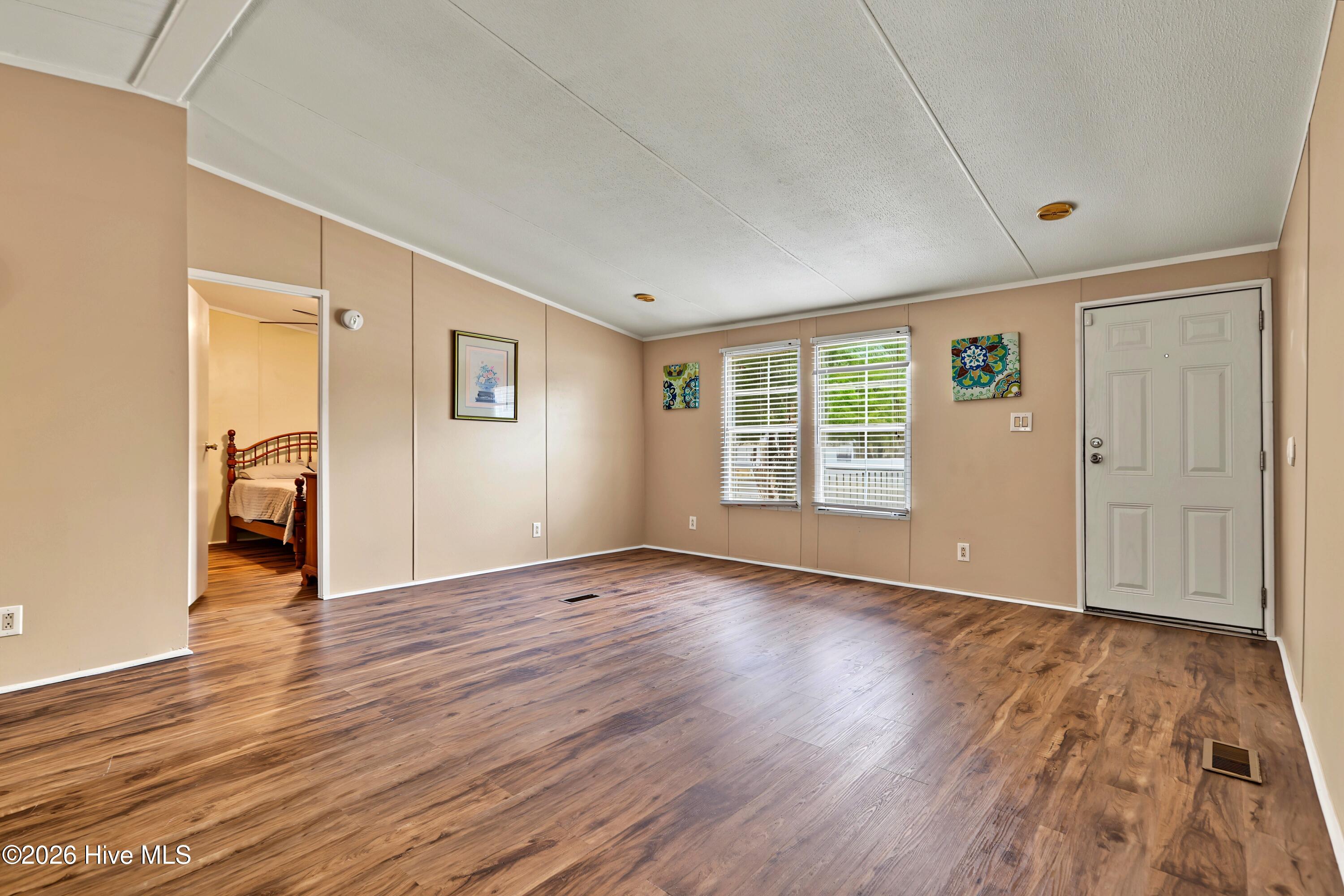 519 Mulligan Way Se Property Photo 15