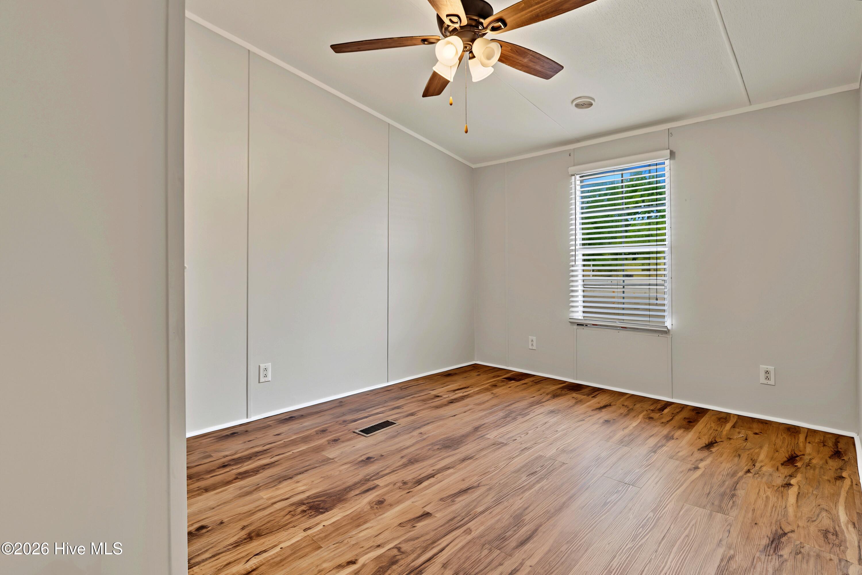 519 Mulligan Way Se Property Photo 22