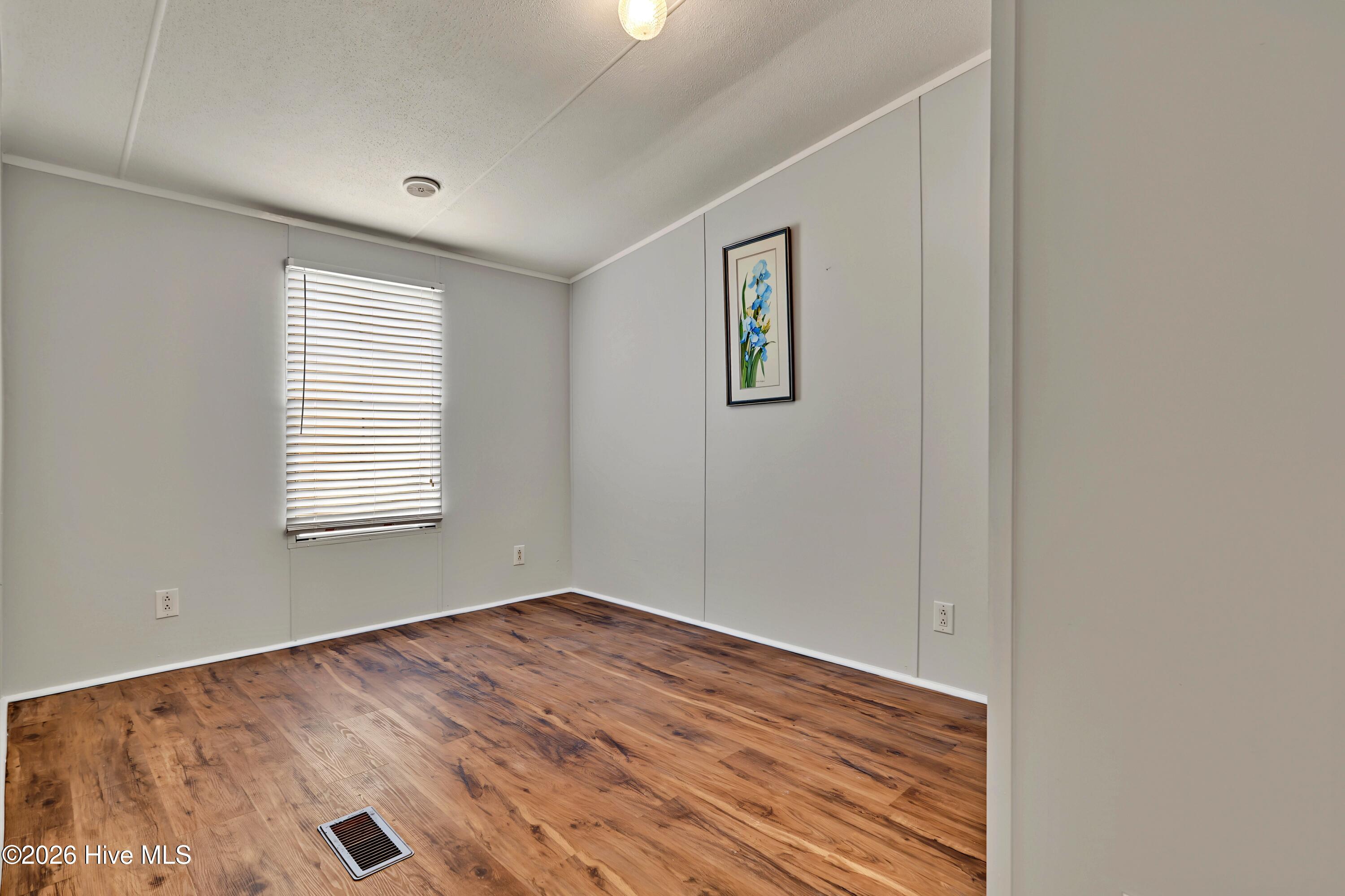 519 Mulligan Way Se Property Photo 23