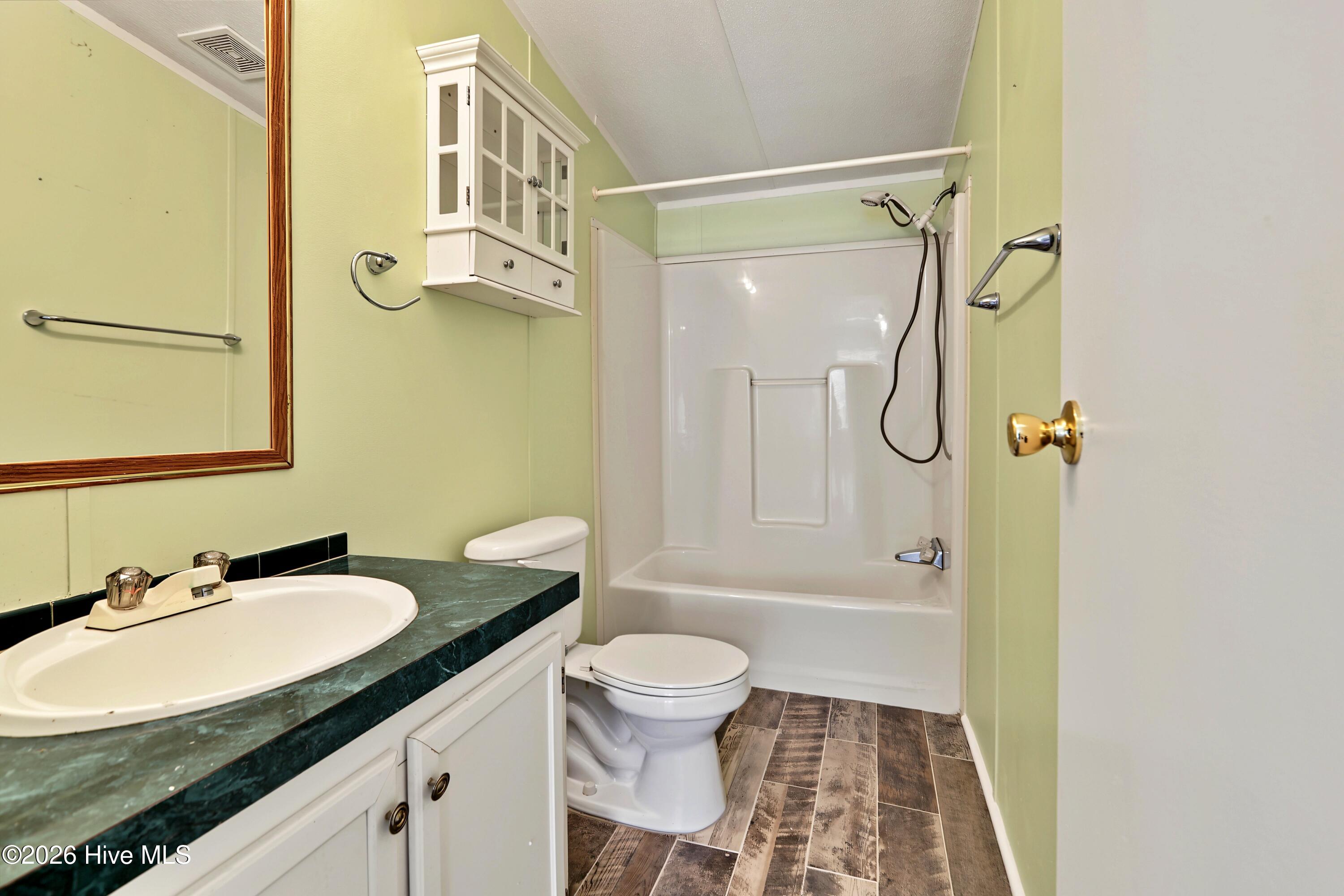 519 Mulligan Way Se Property Photo 27