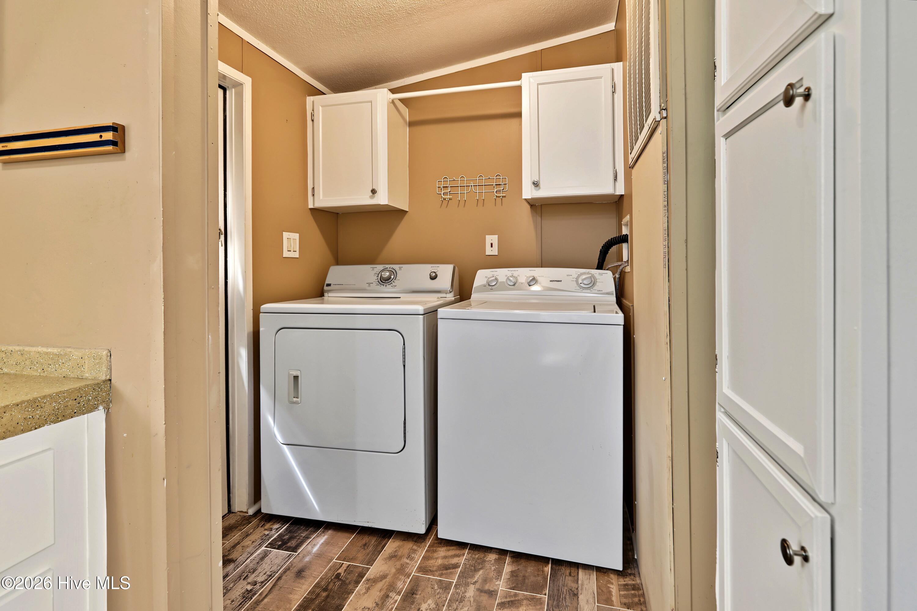 519 Mulligan Way Se Property Photo 28