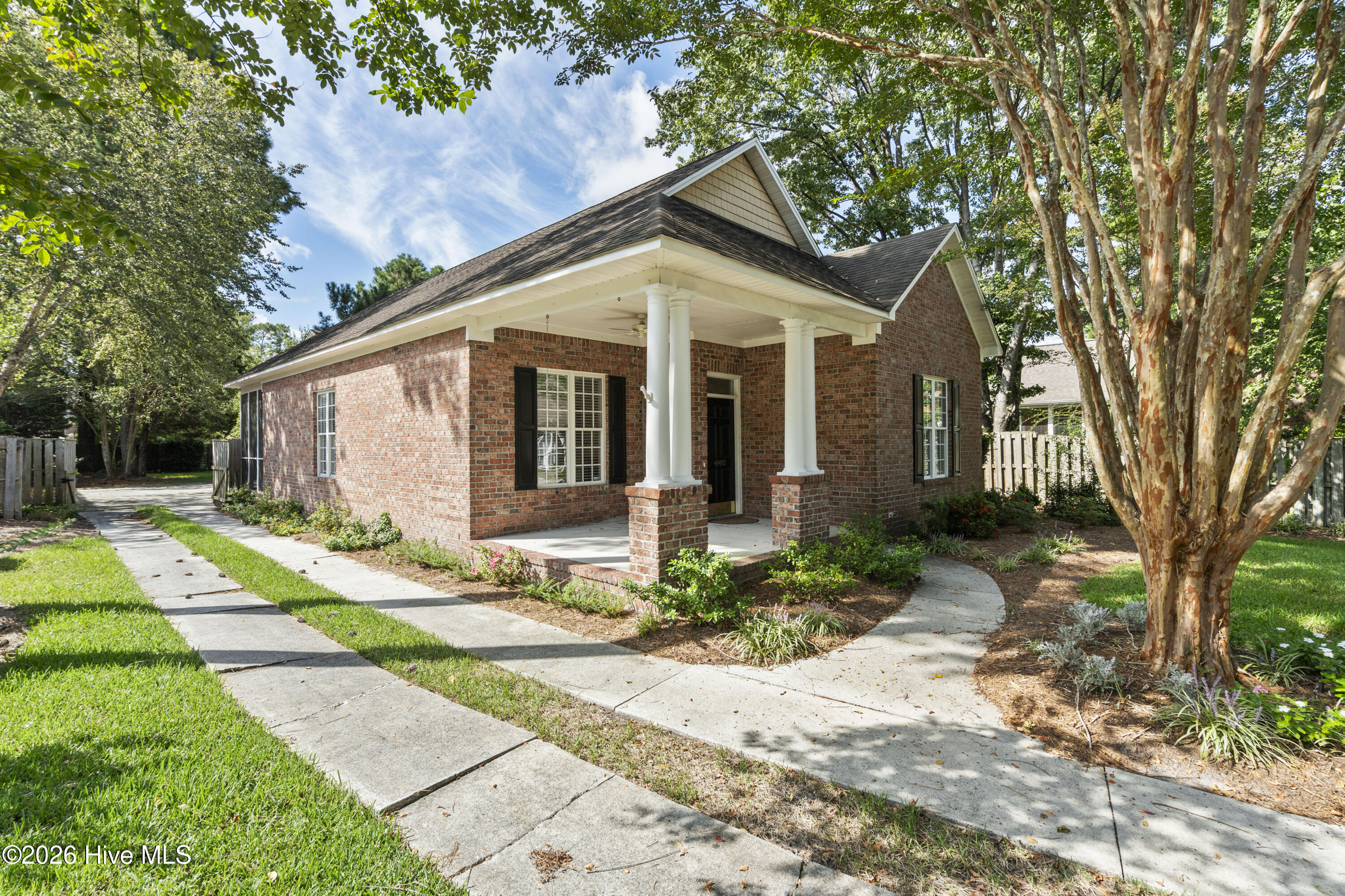 4902 Dewars Circle Property Photo 2