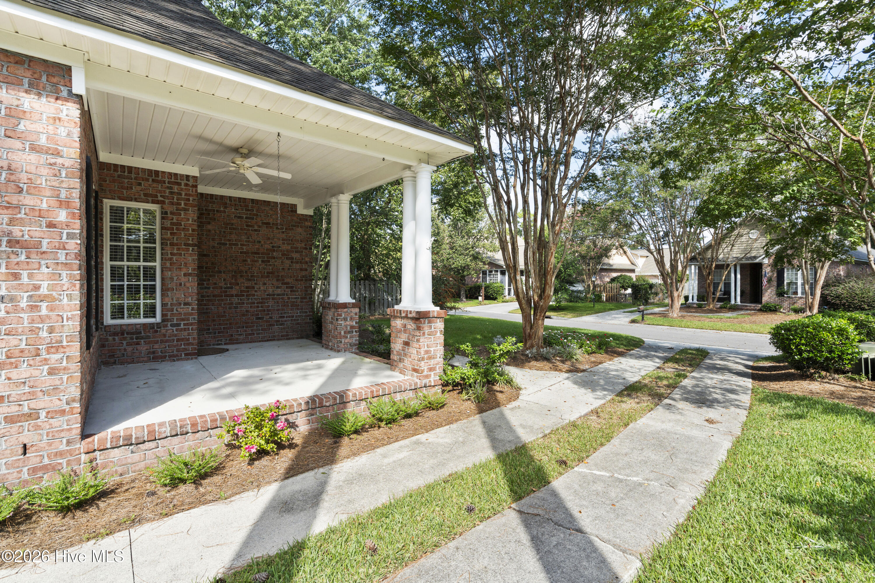 4902 Dewars Circle Property Photo 4