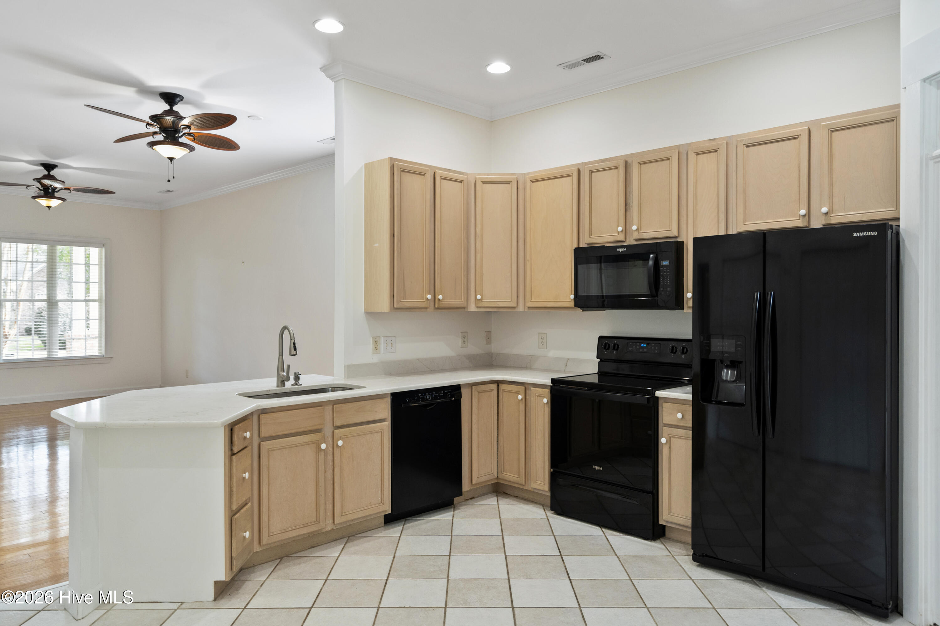 4902 Dewars Circle Property Photo 10