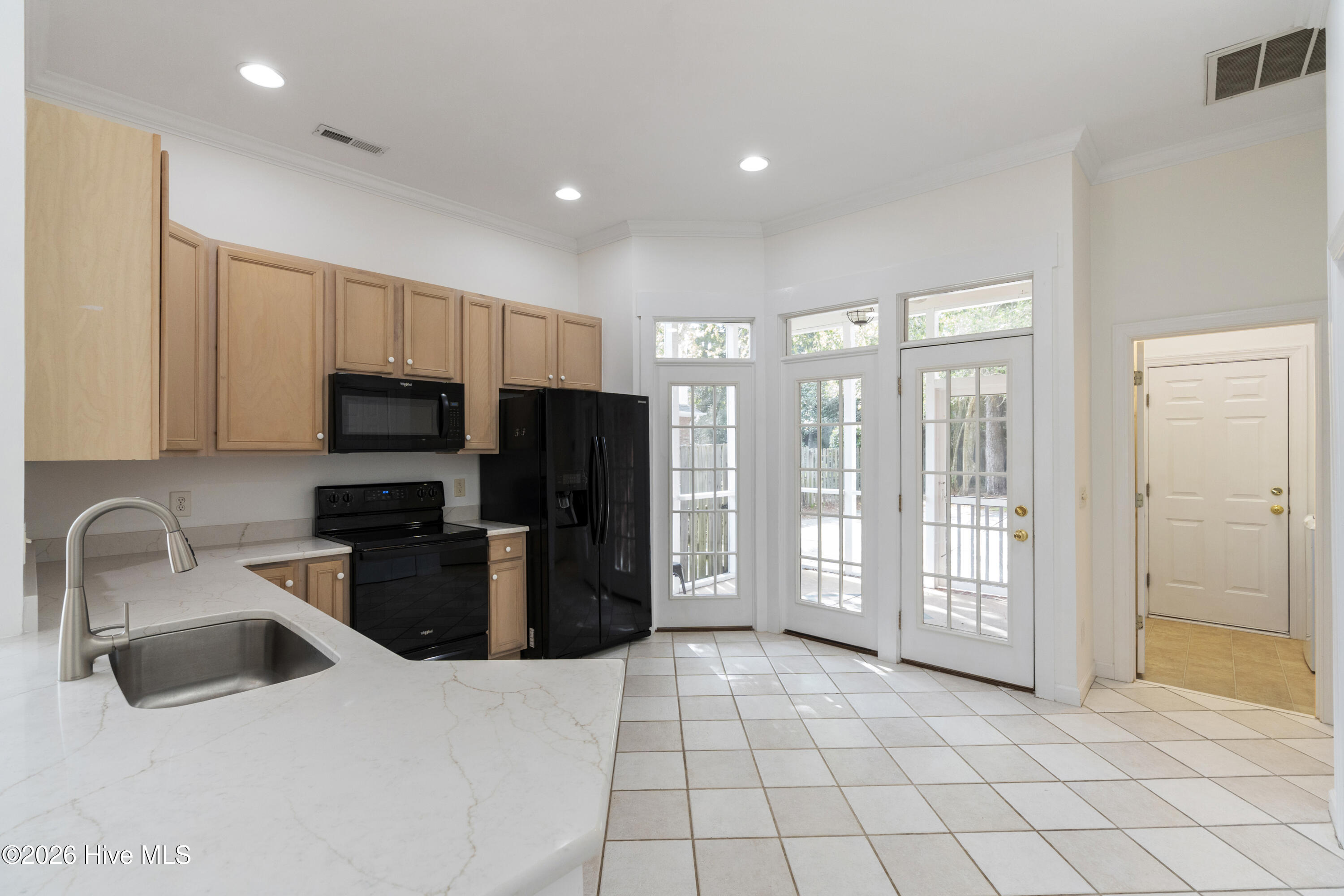 4902 Dewars Circle Property Photo 11