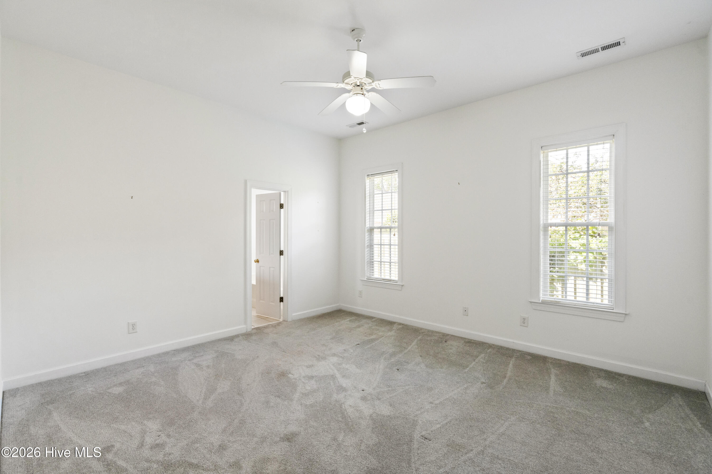 4902 Dewars Circle Property Photo 22
