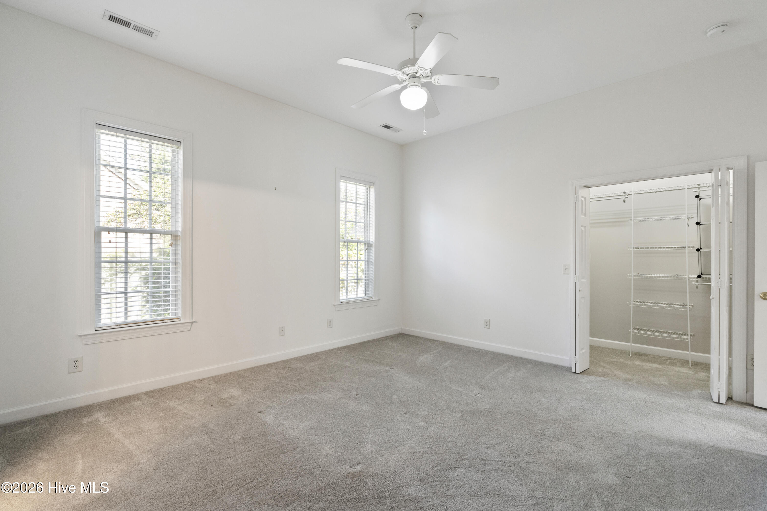 4902 Dewars Circle Property Photo 23