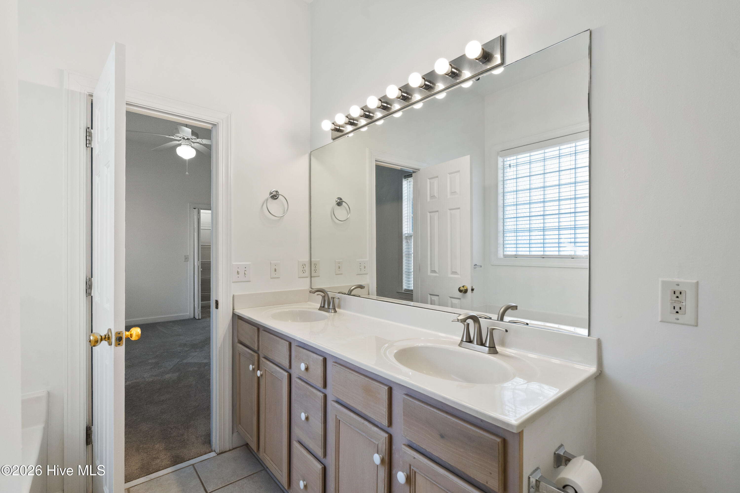 4902 Dewars Circle Property Photo 27