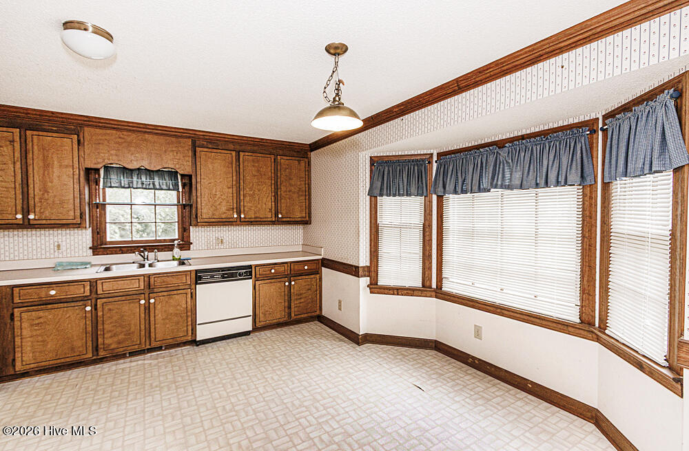 2800 Horseshoe Drive Property Photo 4