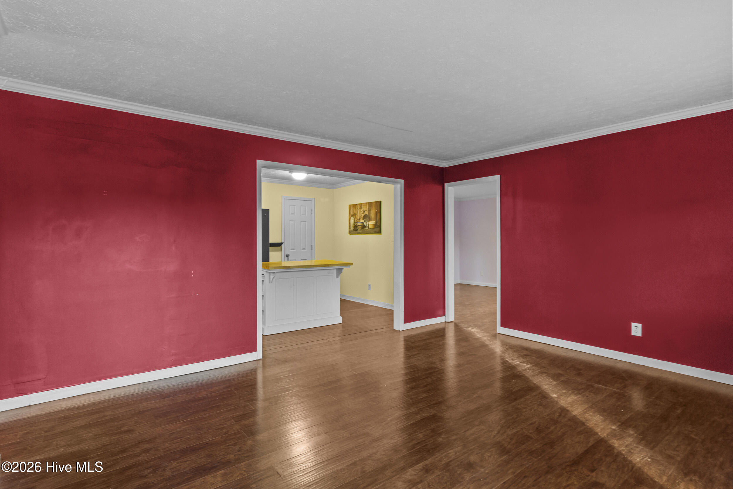 214 Manchester Road Property Photo 2
