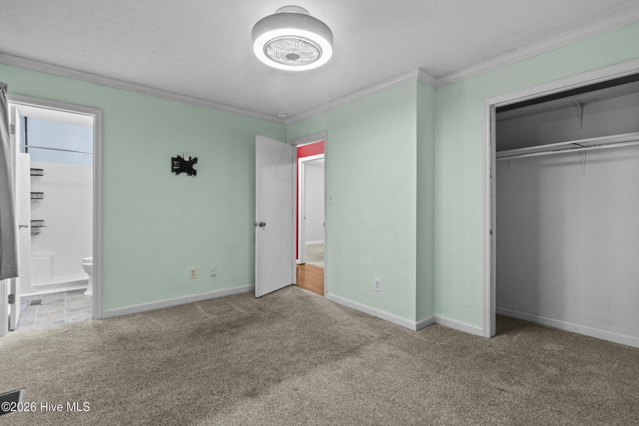 214 Manchester Road Property Photo 14