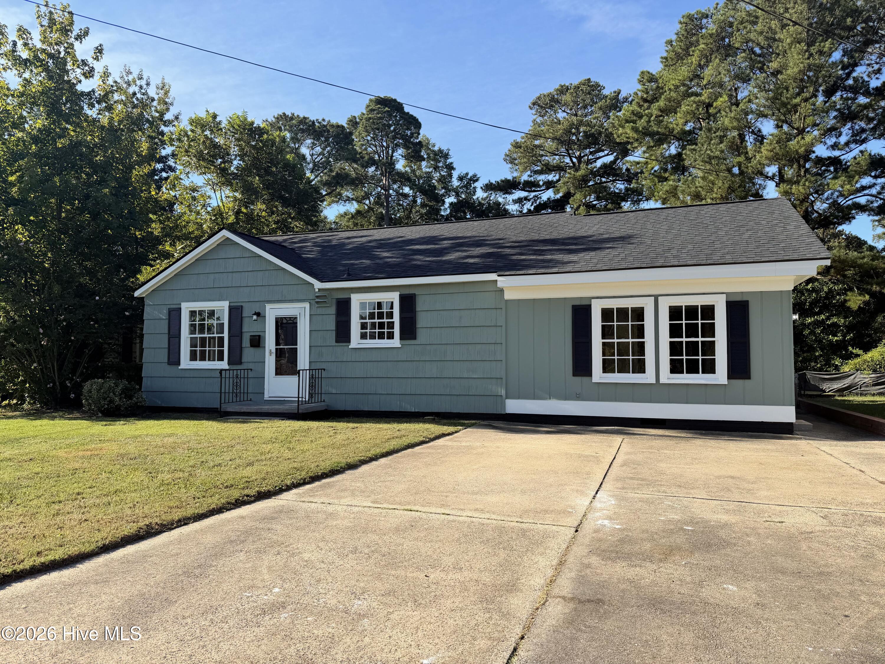 1612 Beech Street Property Photo 1