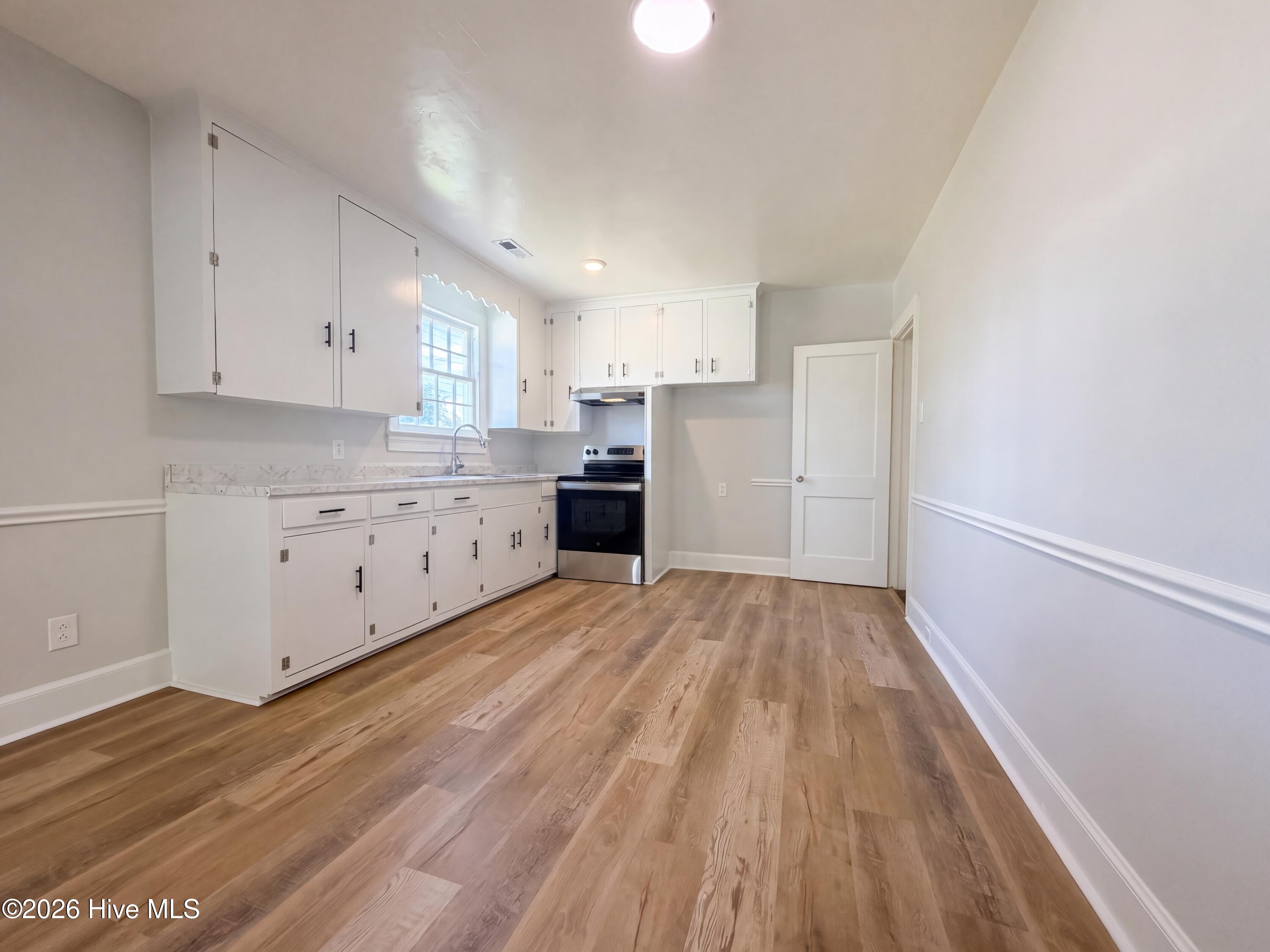 1612 Beech Street Property Photo 7