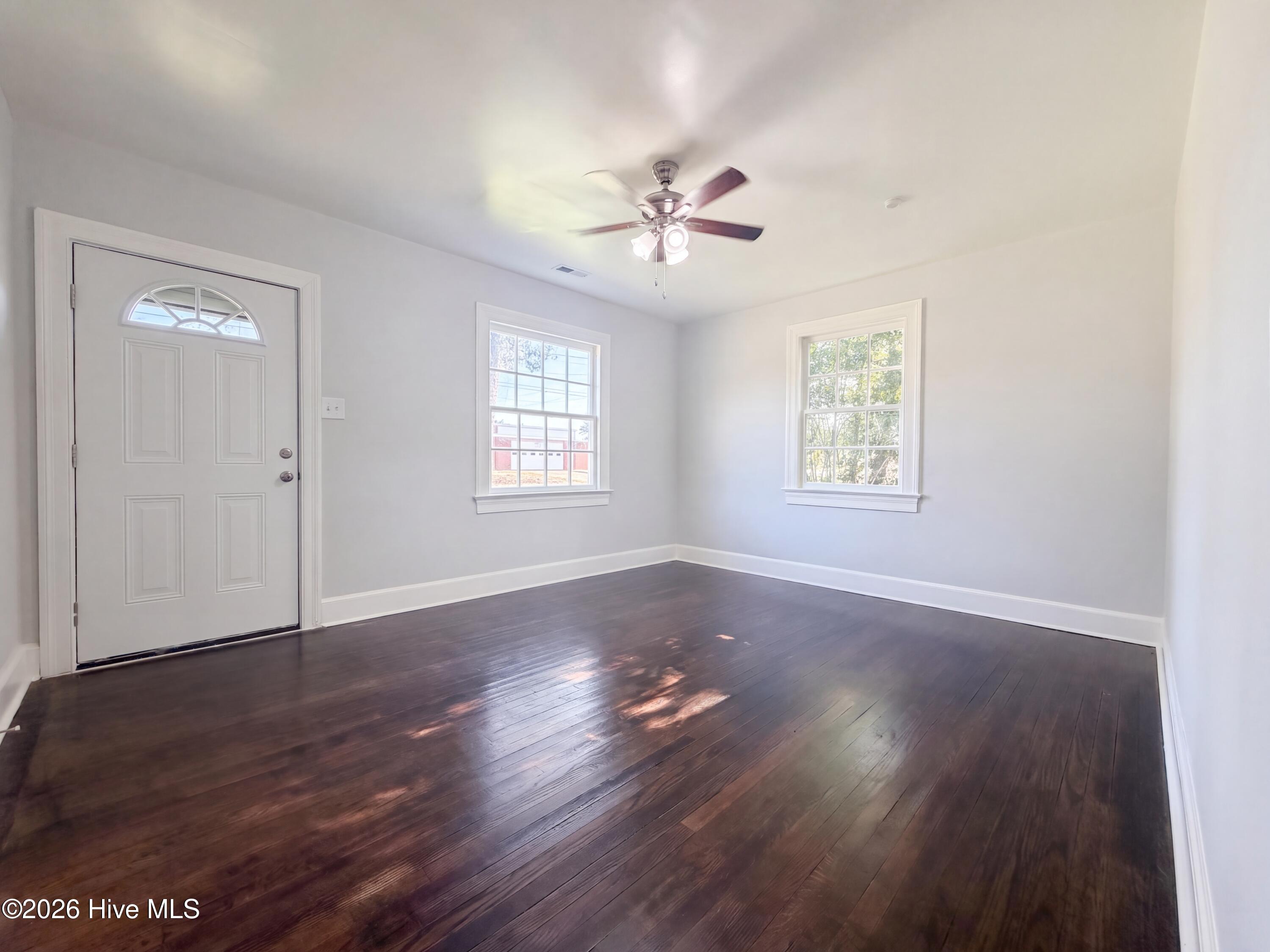 1612 Beech Street Property Photo 9