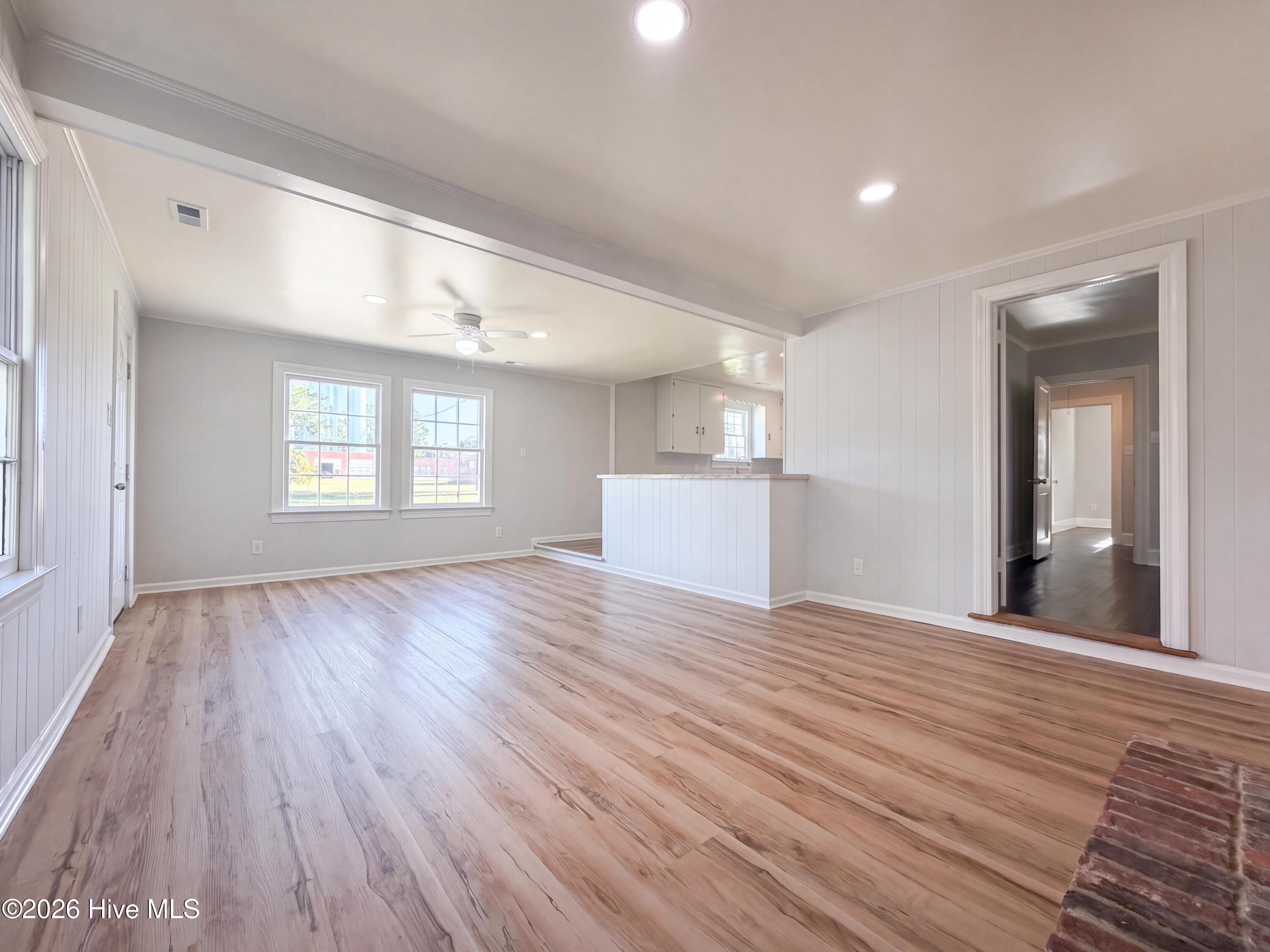 1612 Beech Street Property Photo 11