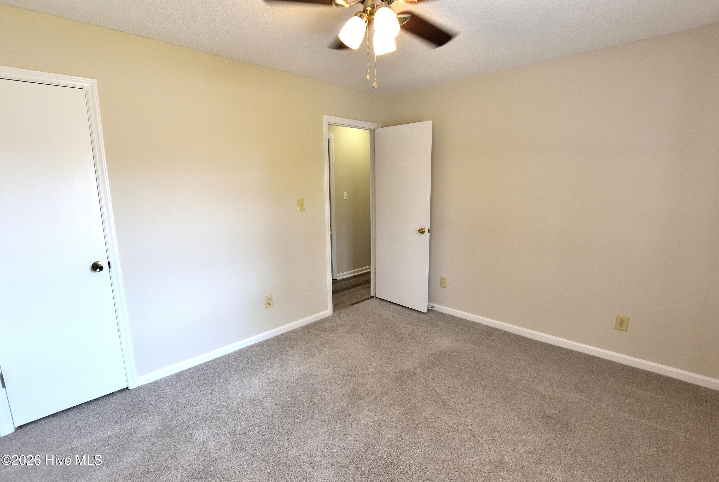 728 Salisbury Drive Property Photo 11
