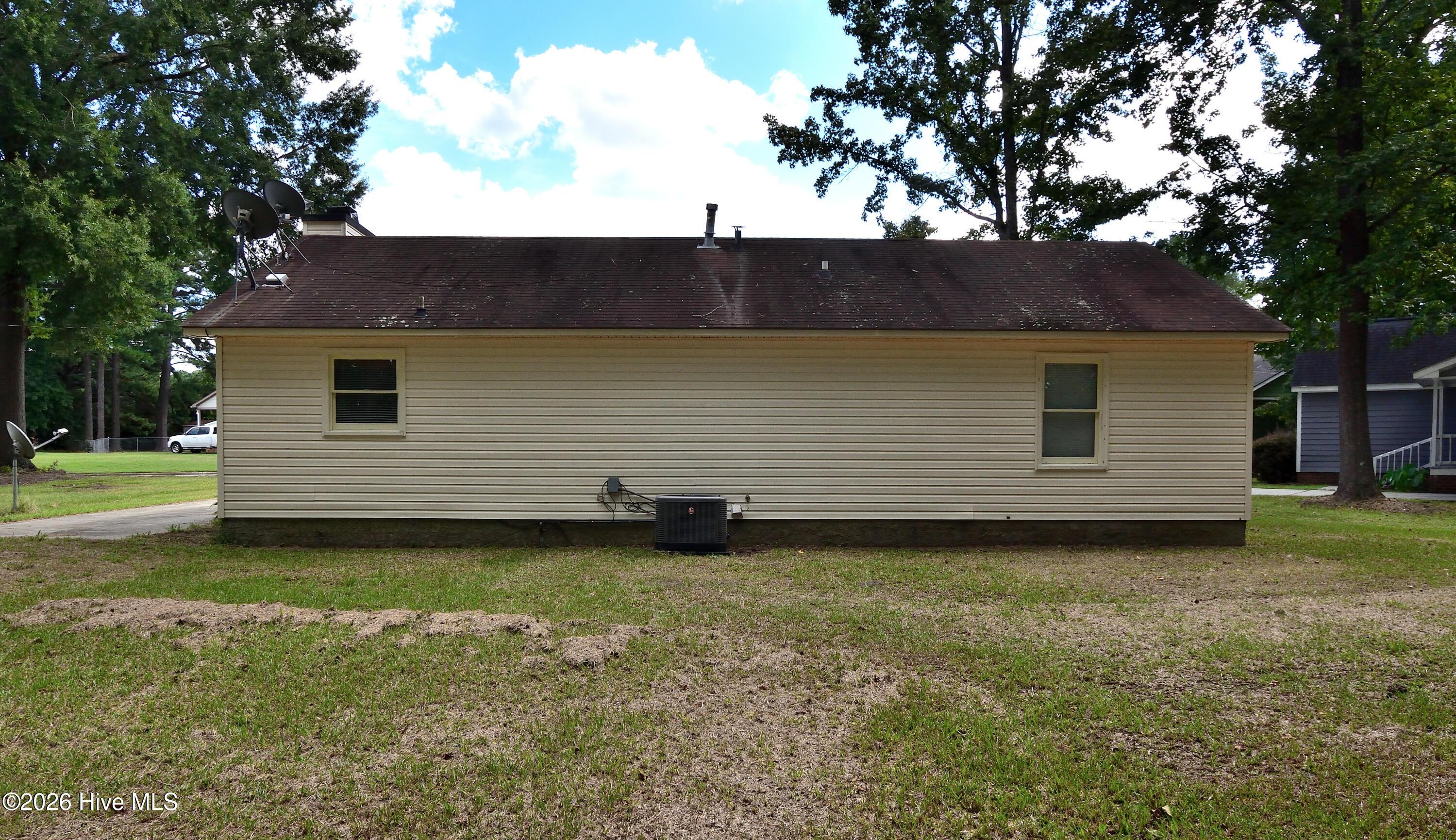 728 Salisbury Drive Property Photo 15