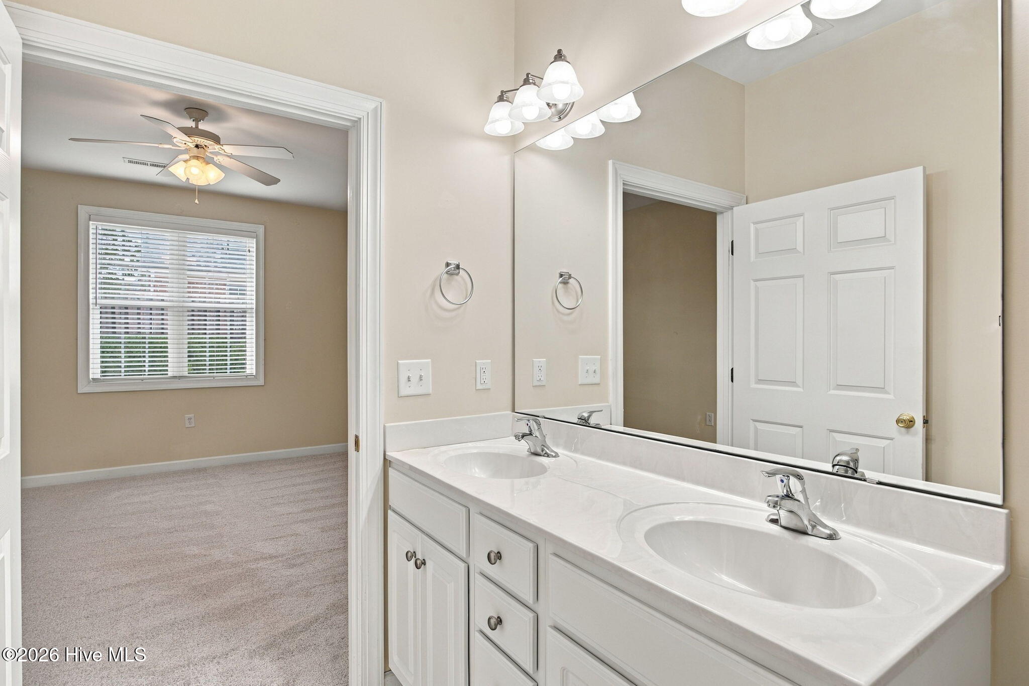 5006 Carleton Drive Unit 139 Property Photo 16