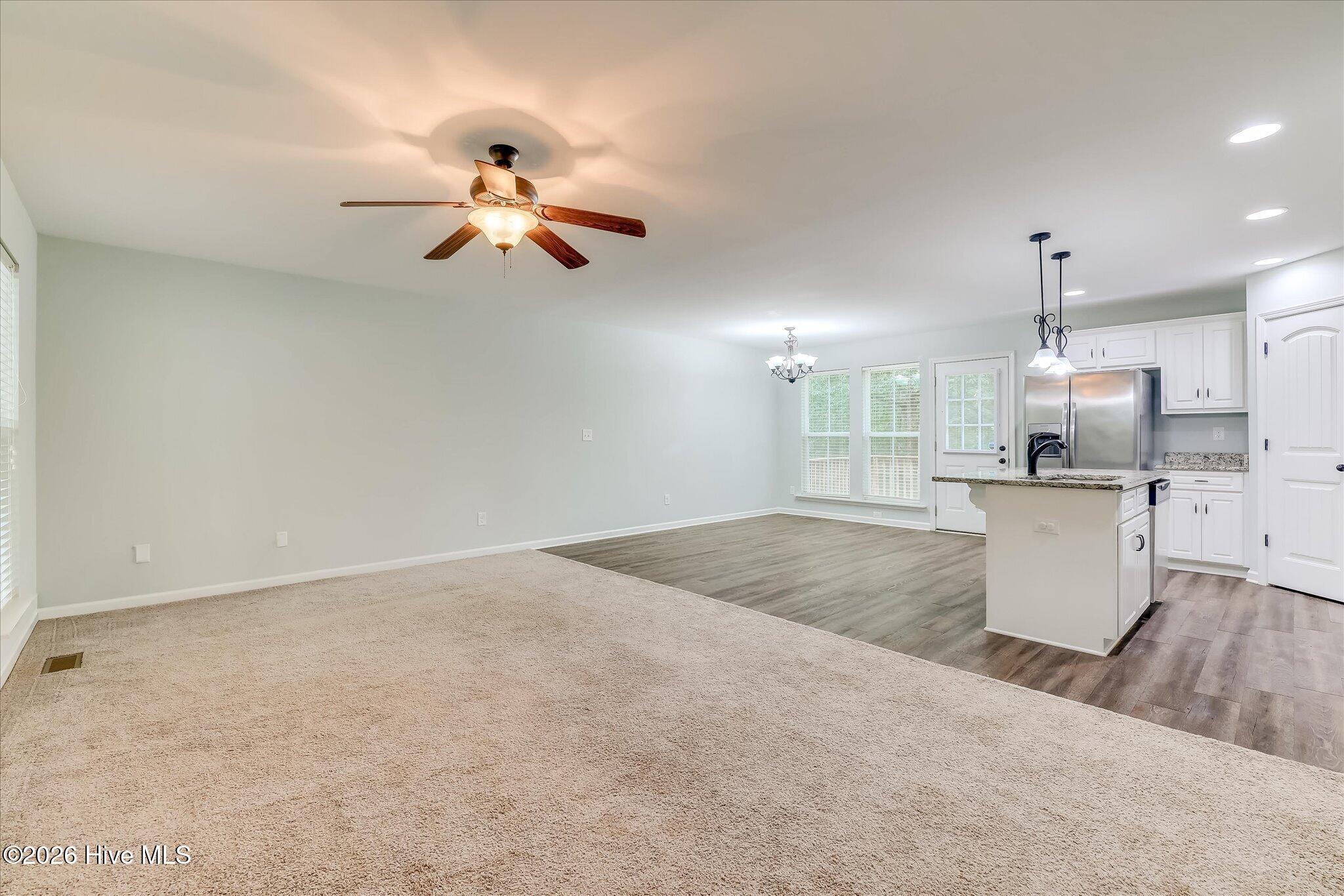 605 Ridgefield Drive Property Photo 7